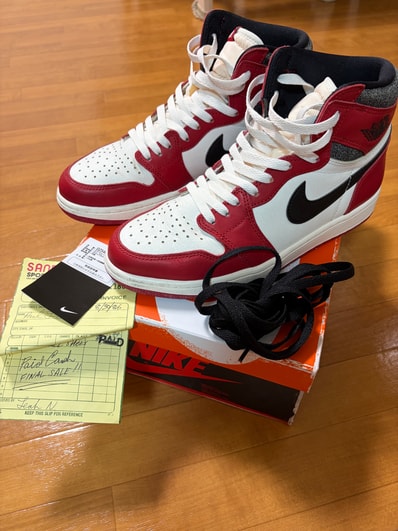 Nike Air Jordan 1 High OG "Lost & Found/Chicago"