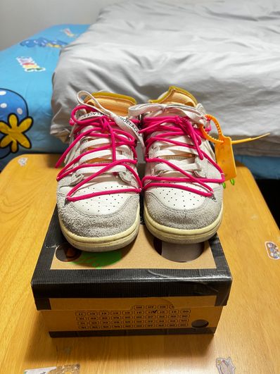 Off-White × Nike Dunk Low "Sail/Neutral Gray/Hyper Pink"