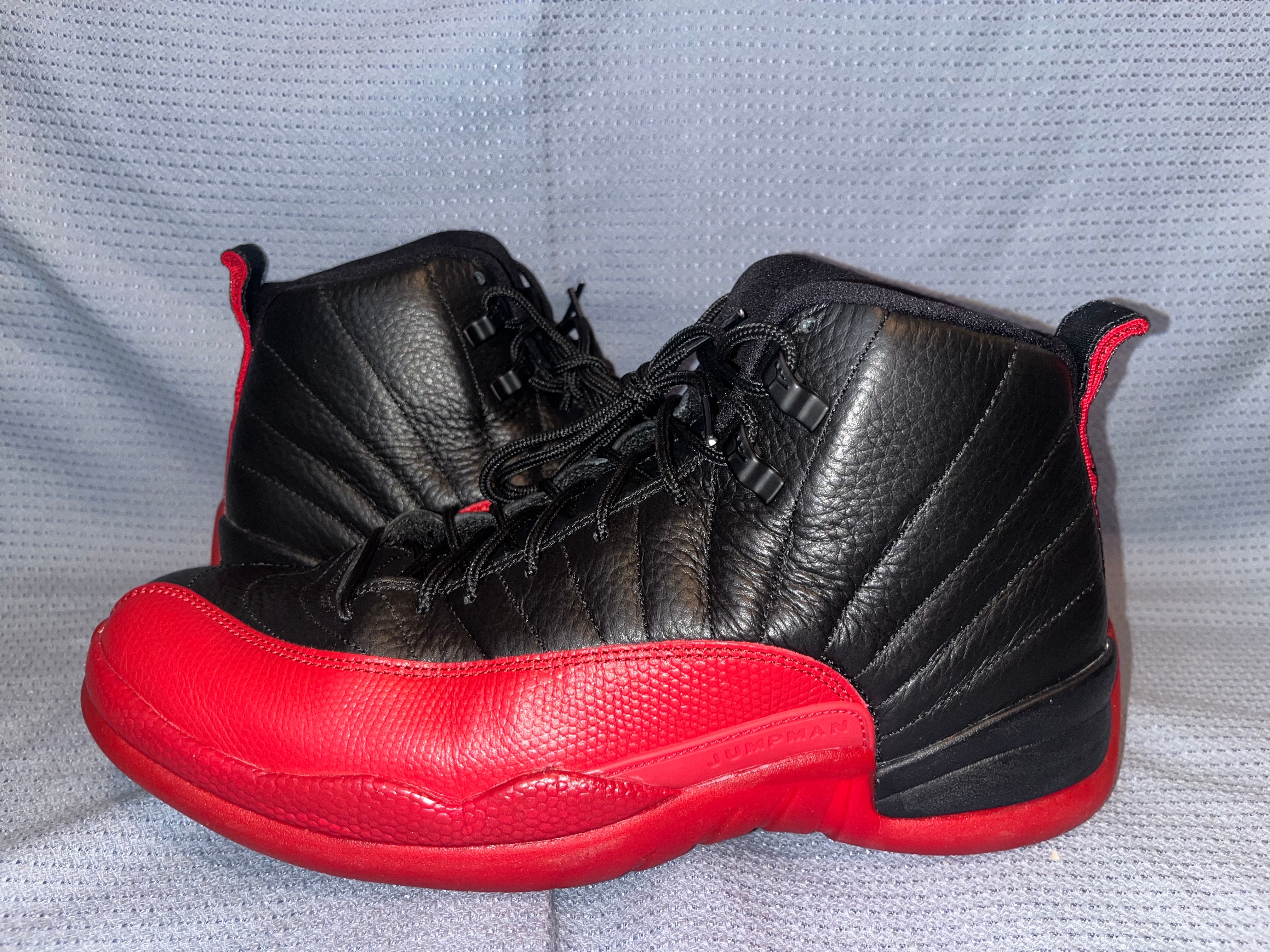 Nike Air Jordan 12 Retro "Flu Game/Black/Versity Red" (2016)