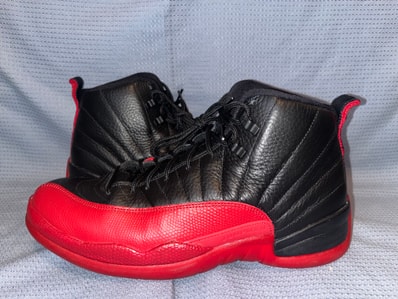 Nike Air Jordan 12 Retro "Flu Game/Black/Versity Red" (2016)