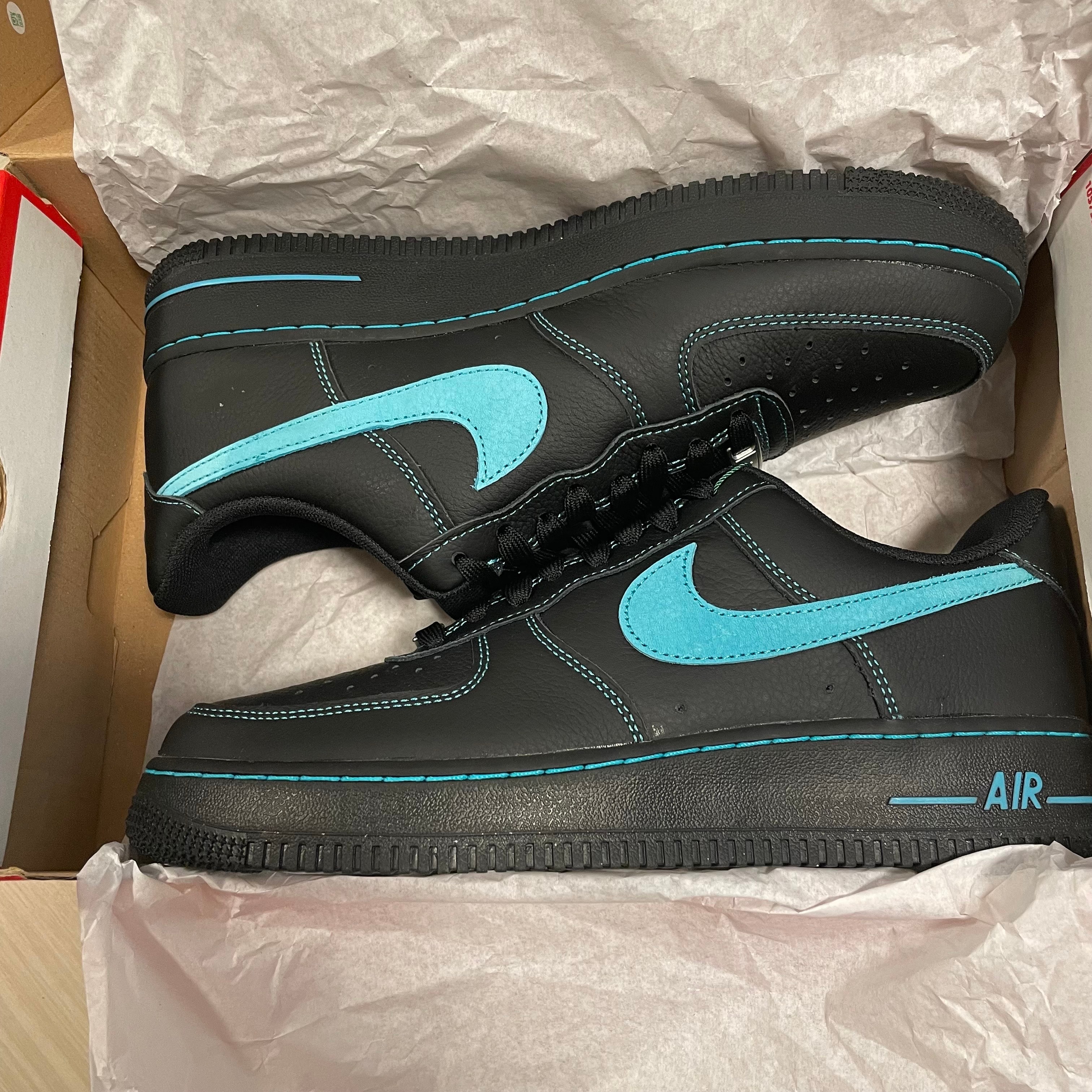 Nike Air Force 1 Low "Black Tiffany"