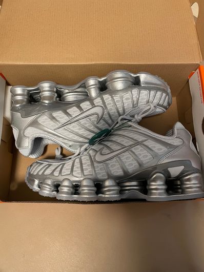 Nike Women's Shox TL "Pure Platinum and Metallic Silver"