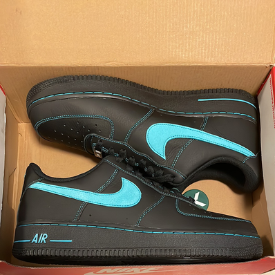 Nike Air Force 1 Low "Black Tiffany"