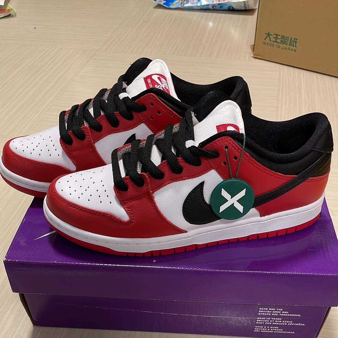 Nike SB Dunk Low Pro "J-Pack Chicago/Varsity Red and White"