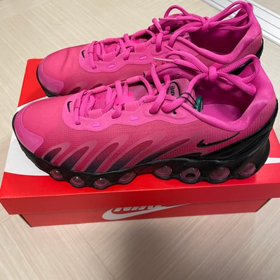 Nike Women's Air Max DN8 "Laser Fuchsia/Sport Fuchsia/Black"