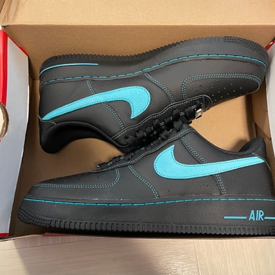 Nike Air Force 1 Low "Black Tiffany"