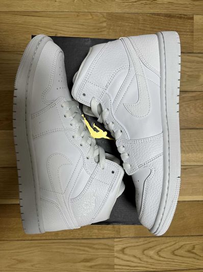 Nike Air Jordan 1 Mid "Triple White"(2020)