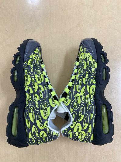 NIKE AIR MAX 95 PREMIUM LOGO PACK BLACK/VOLTの新品/中古フリマ(通販