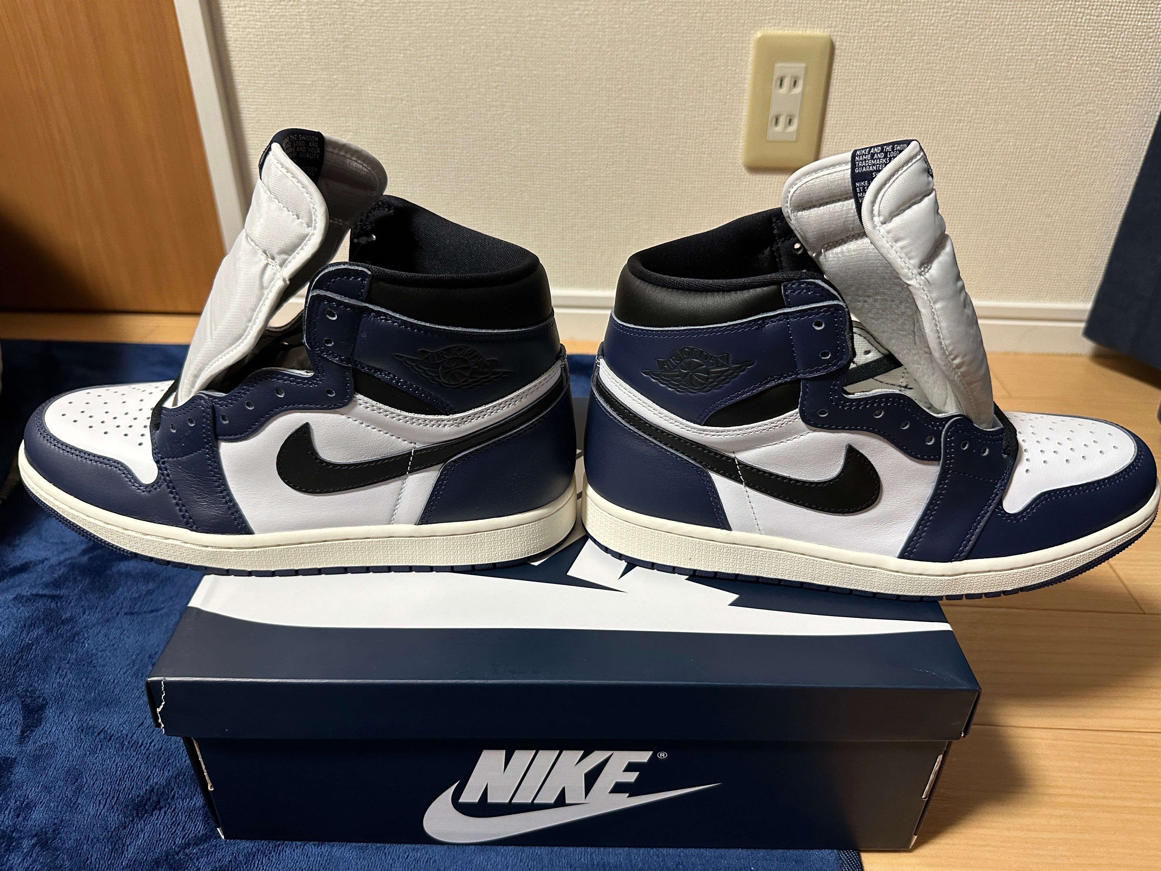 Nike Air Jordan 1 Retro High OG "Midnight Navy"