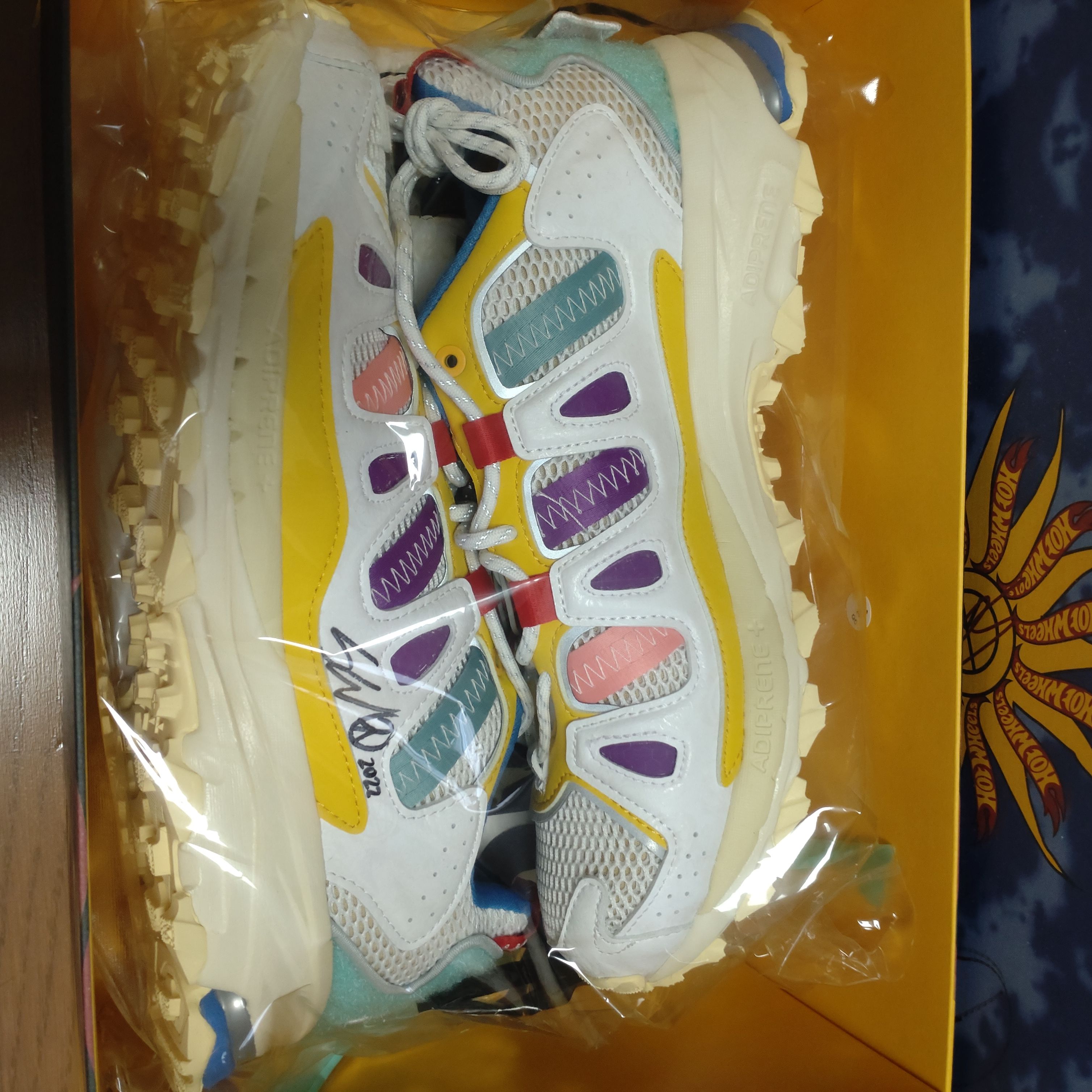 Hot Wheels × Sean Wotherspoon × adidas Superturf Adventure "Multi"