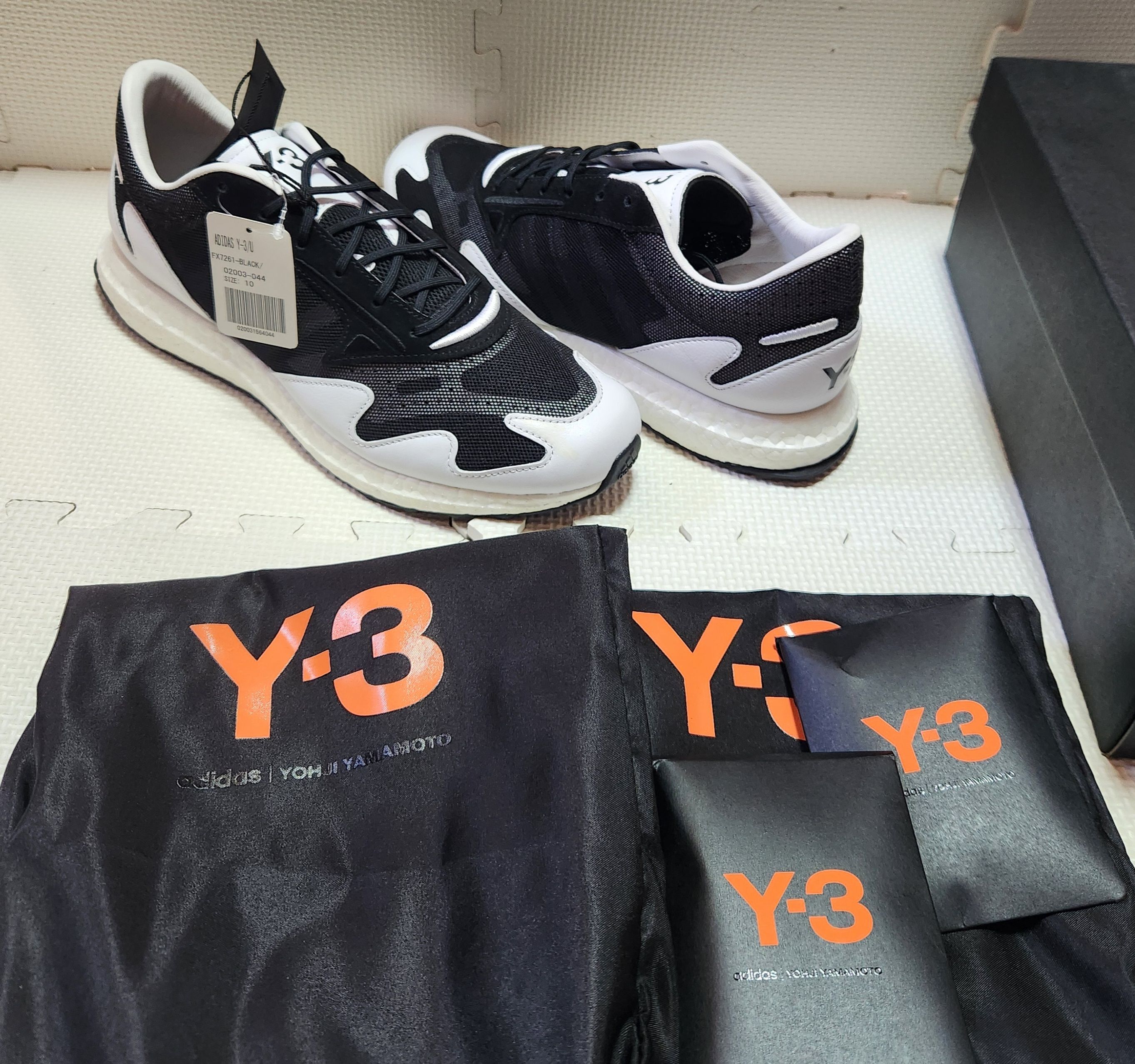 adidas Y-3 Rhisu Run "Black/Footwear White/Yellow Tint"