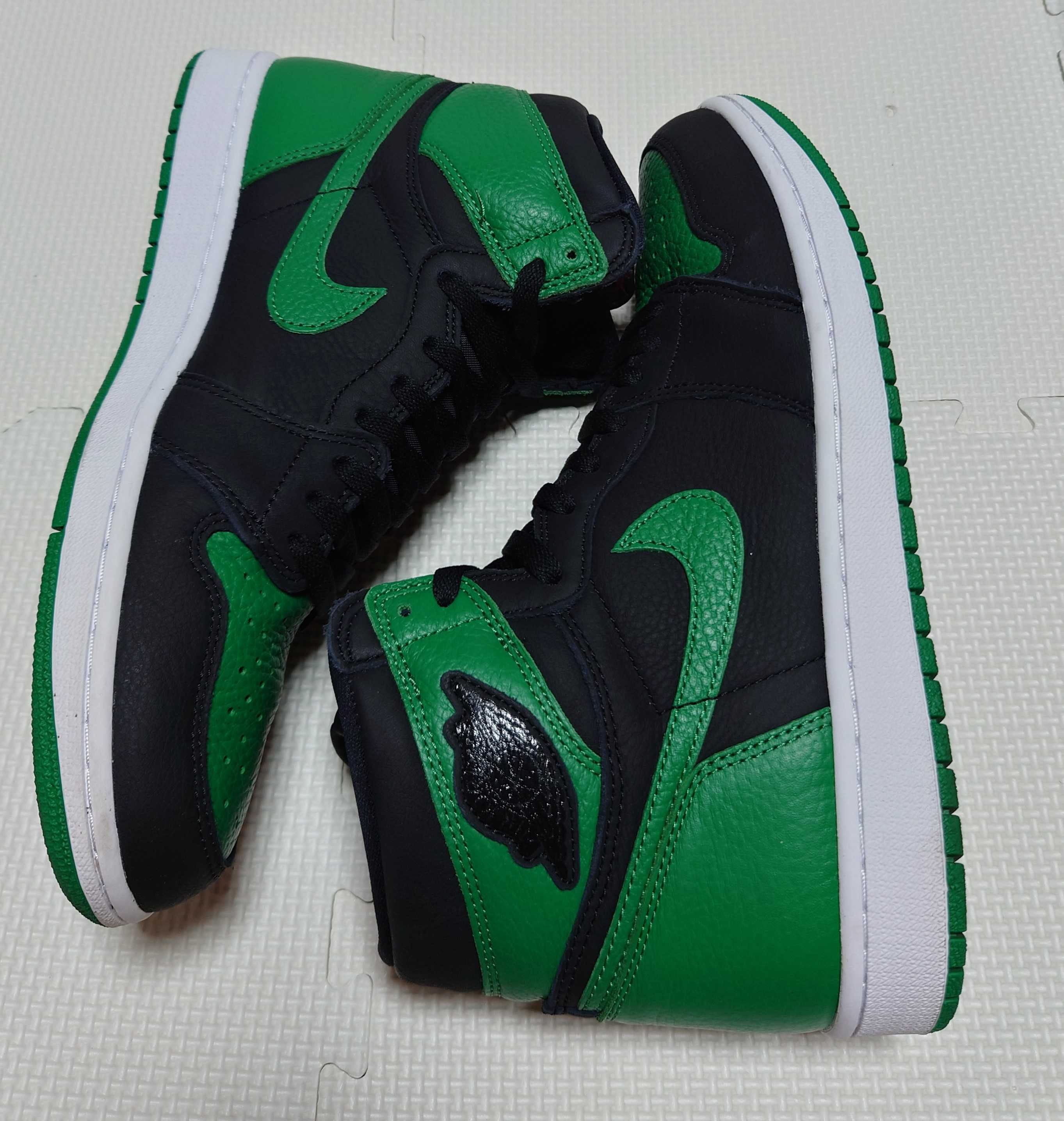 Nike Air Jordan 1 Retro High OG "Black/Pine Green" (2020)      