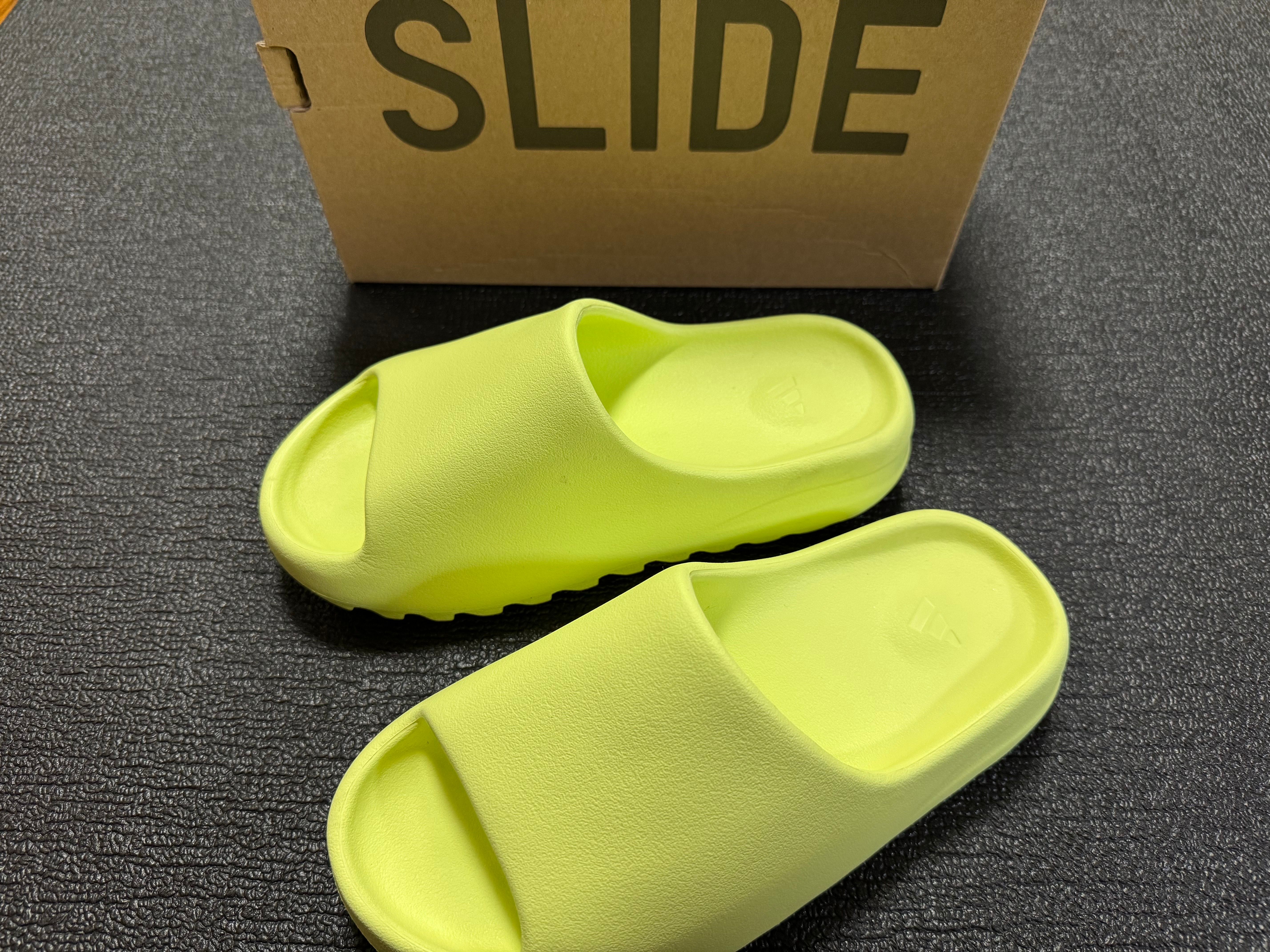 Yeezy Slide (イージー スライド) 人気の新作/中古通販