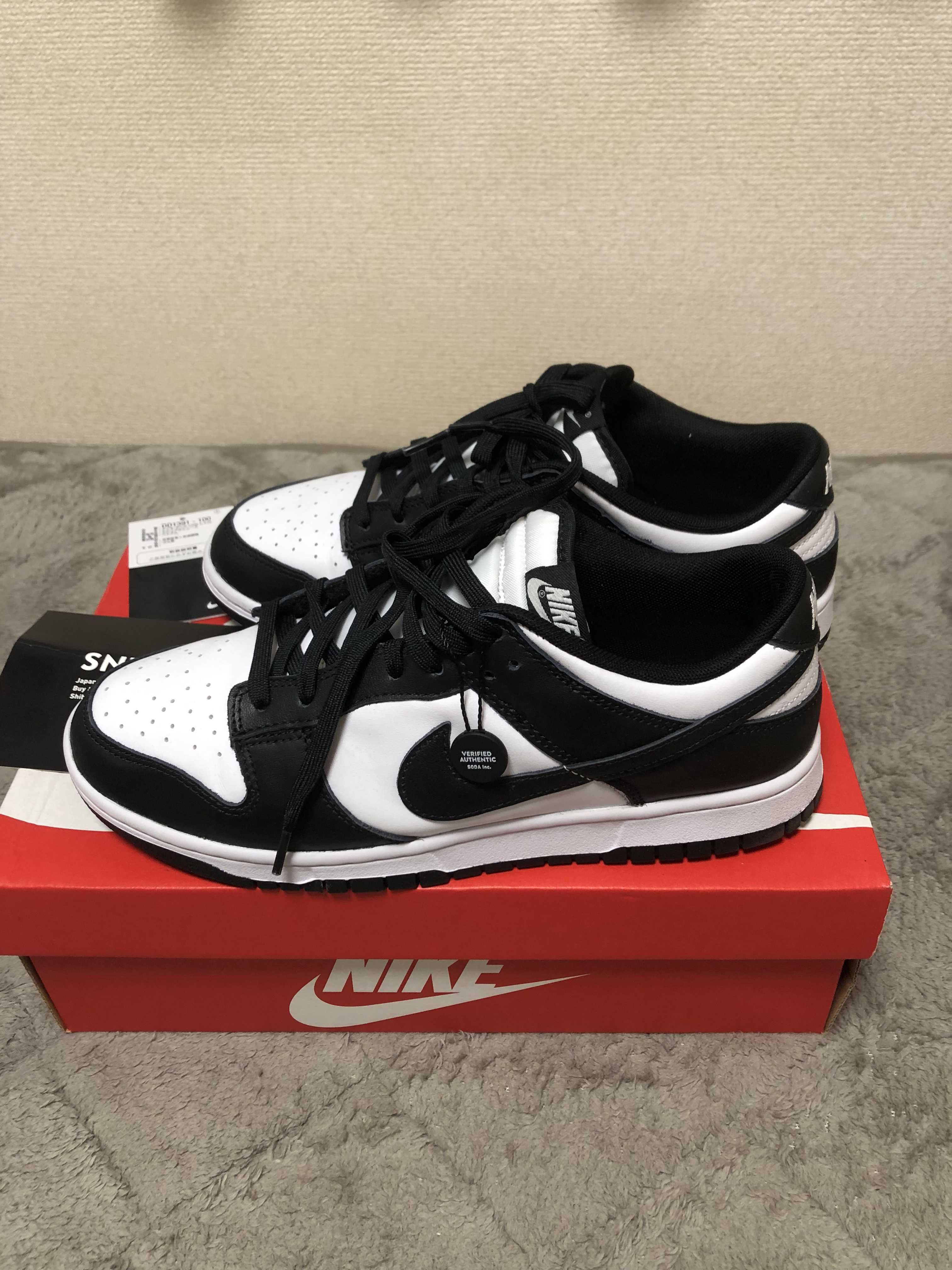 Nike Dunk Low Retro "Panda/White/Black"