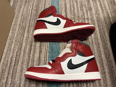 Nike Air Jordan 1 High OG "Lost & Found/Chicago"