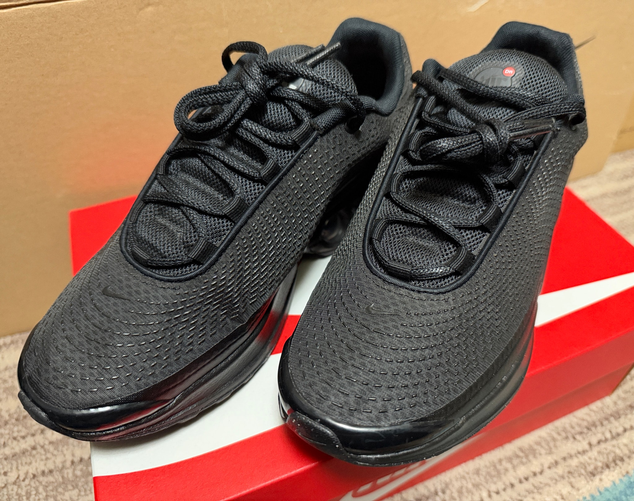 Nike Air Max DN "Black/Metallic Dark Grey"
