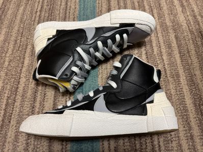 sacai × NIKE BLAZER MID "BLACK/WOLF GREY/WHITE"