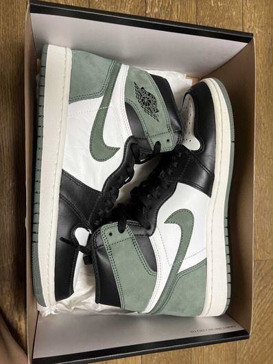 Nike Air Jordan 1 Retro High "Clay Green"