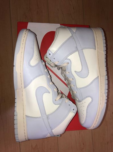 Nike Women's Dunk High "Foot Ball Grey"