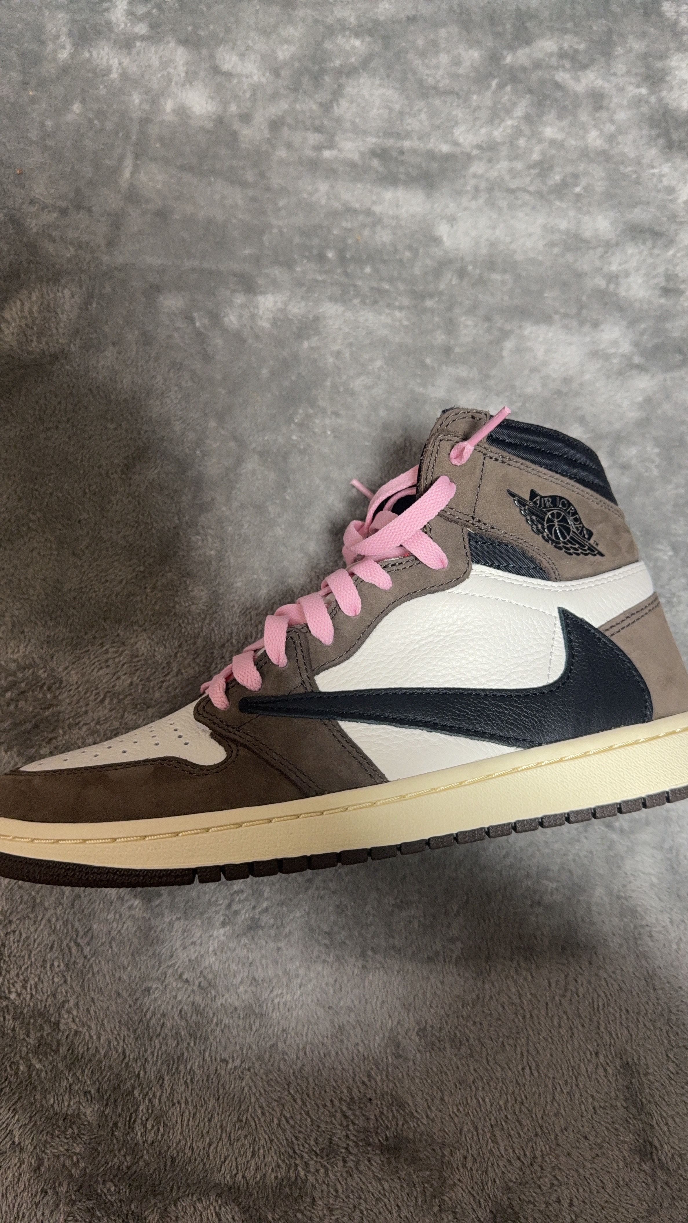 Travis Scott × Nike Air Jordan 1 Retro High OG TS SP "Sail/Dark Mocha"