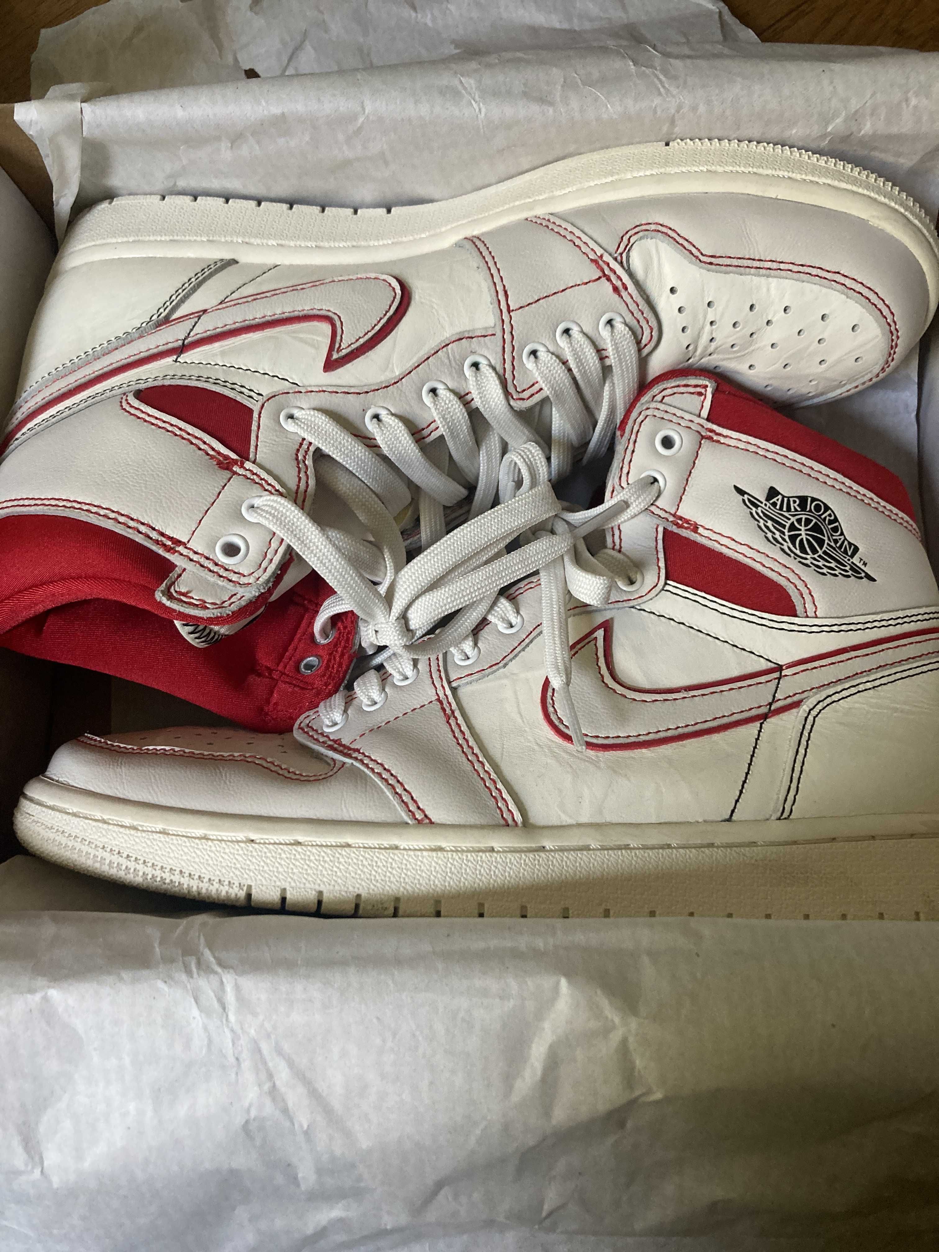 Nike Air Jordan 1 Retro High OG "Sail/University Red"     
