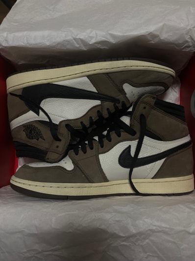 Travis Scott × Nike Air Jordan 1 Retro High OG TS SP "Sail/Dark Mocha"