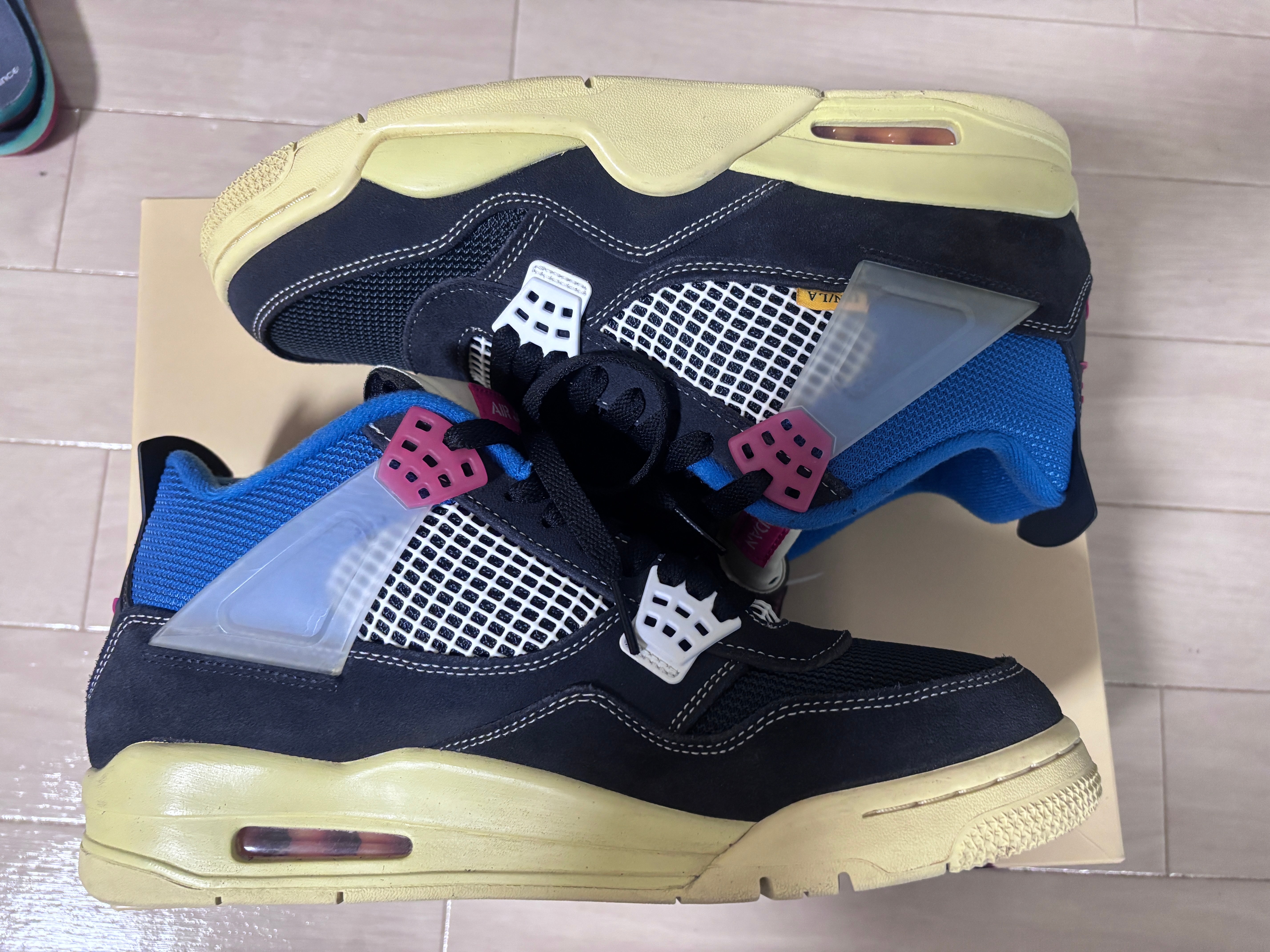 UNION × Nike Air Jordan 4 "Off Noir"