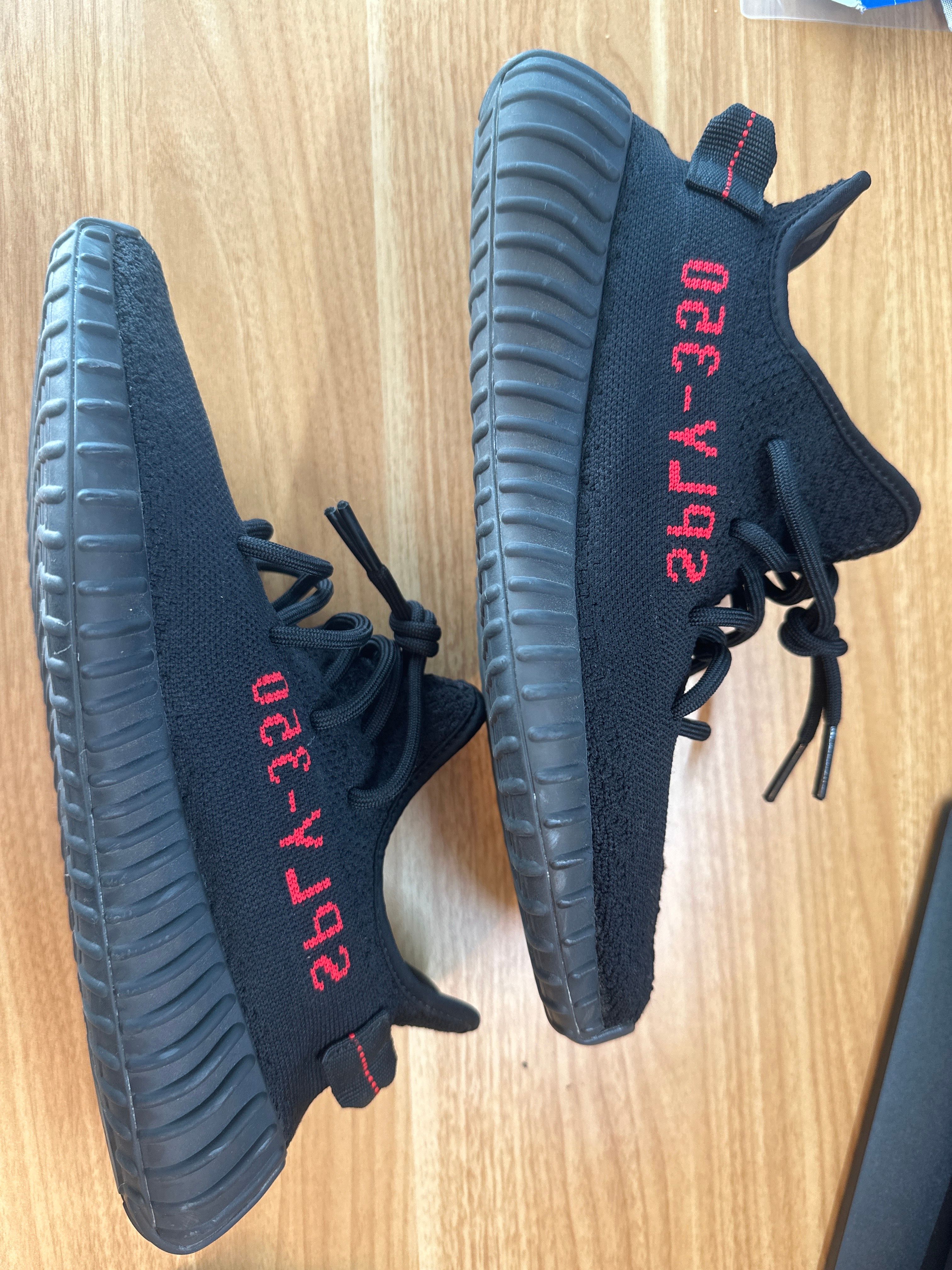 adidas YEEZY Boost 350 V2 "Core Black/Red" (2020)