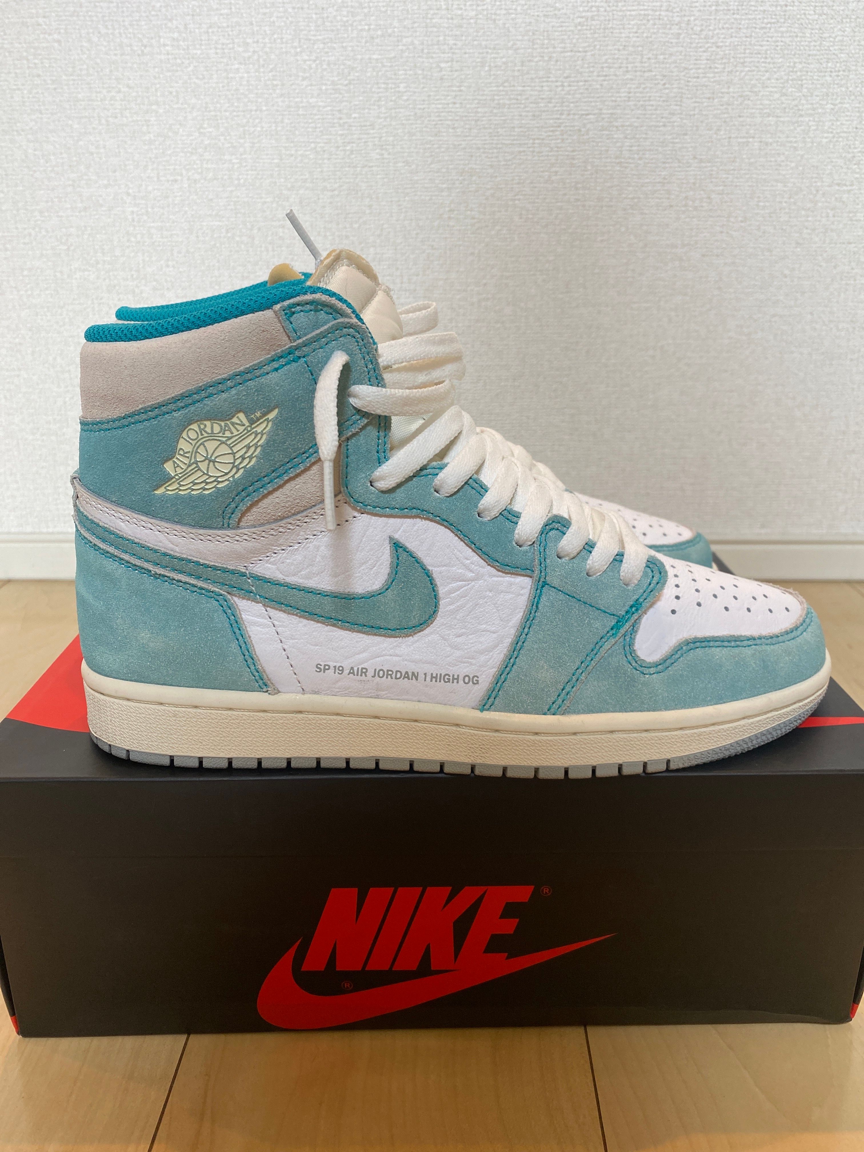 Nike Air Jordan 1 Retro High OG "Turbo Green"