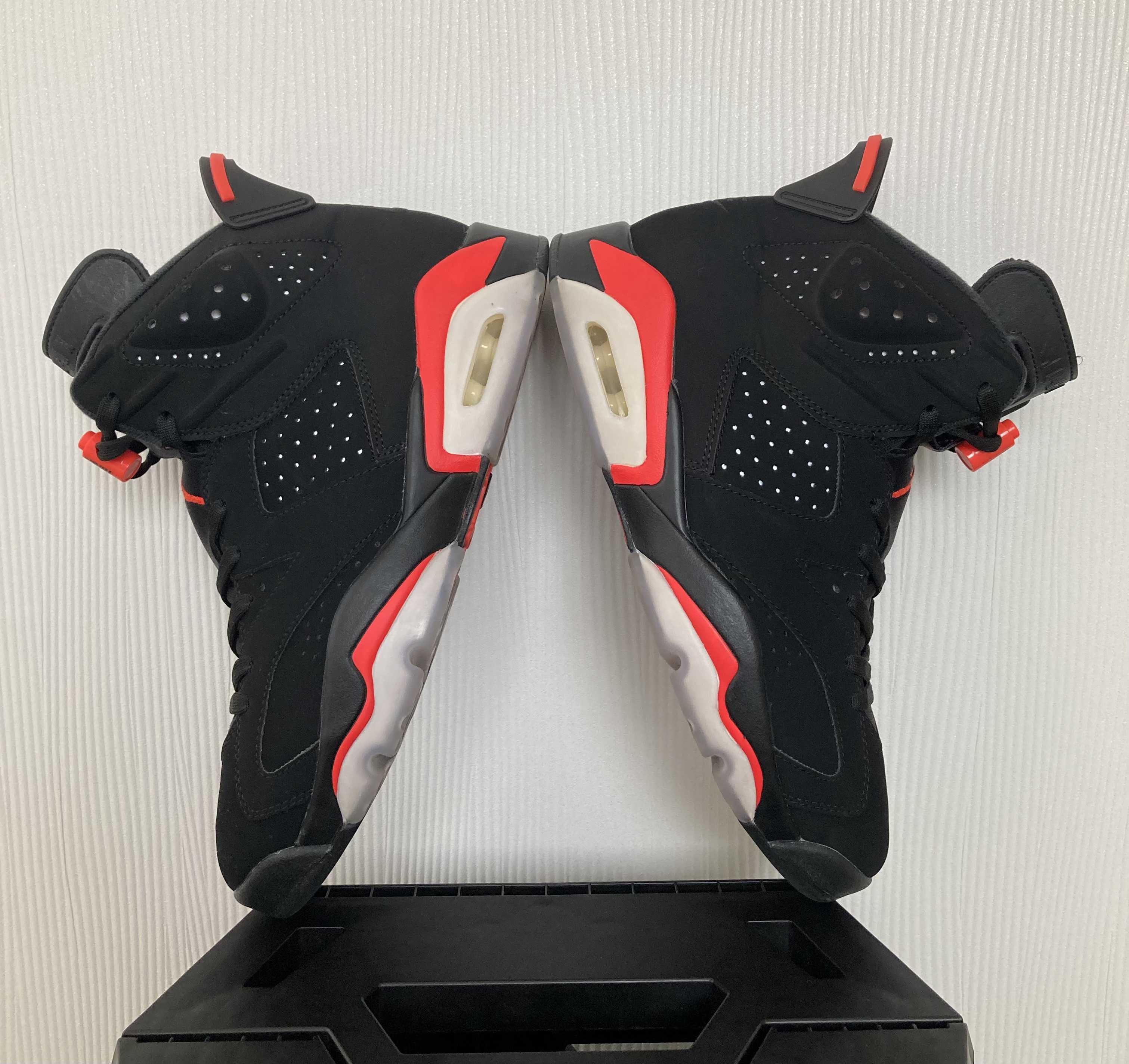 Nike Air Jordan 6 Retro OG "Black/Infrared"