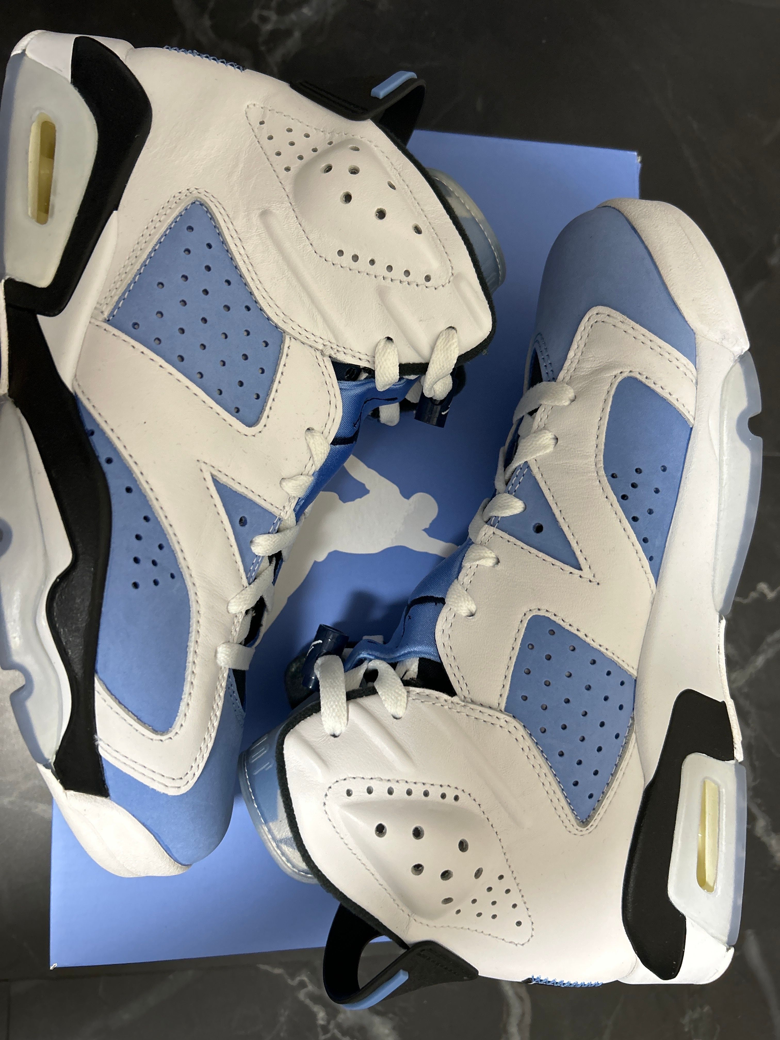 Nike Air Jordan 6 "UNC"