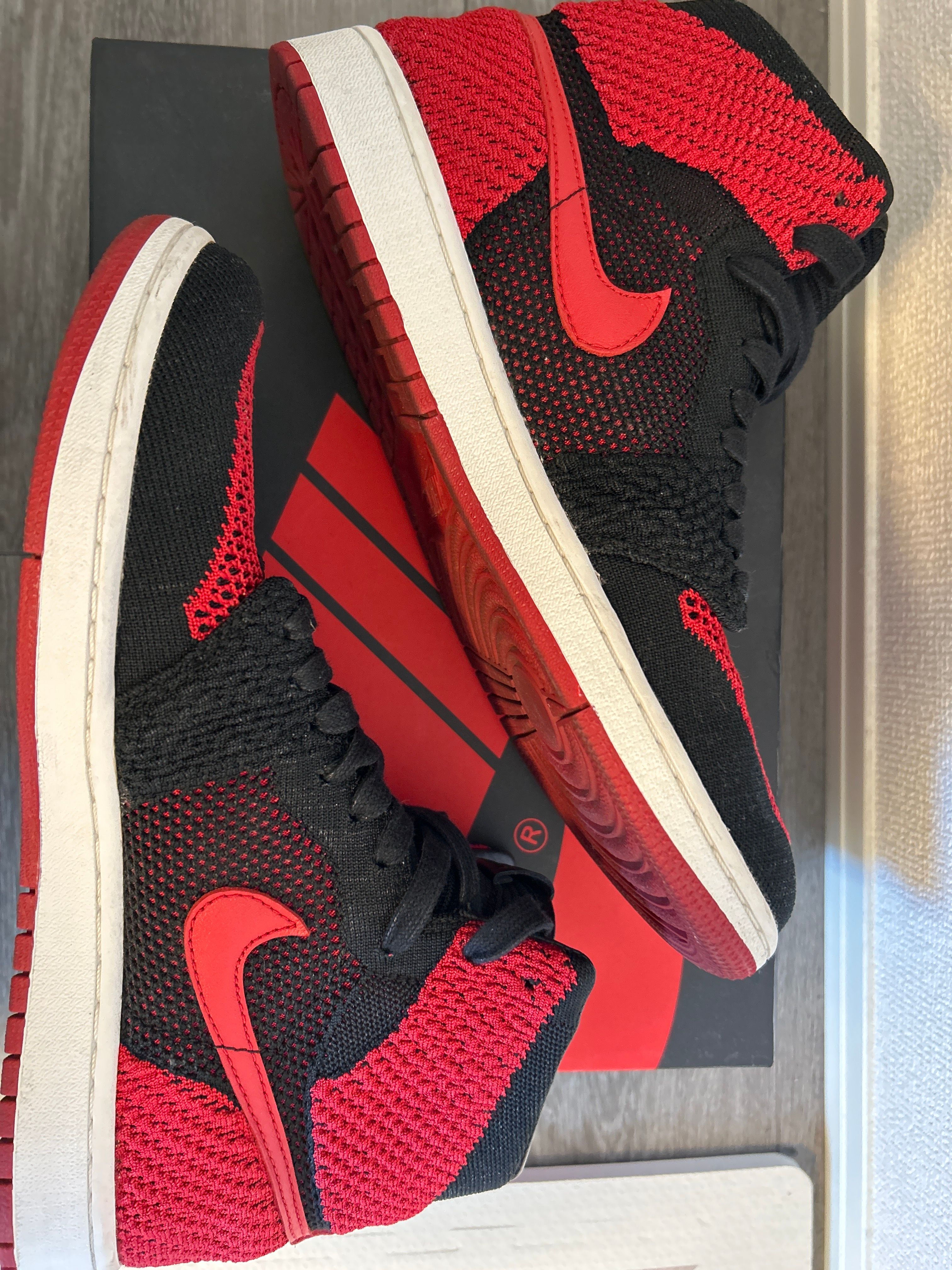 Nike Air Jordan 1 Retro High Flyknit "Bred"