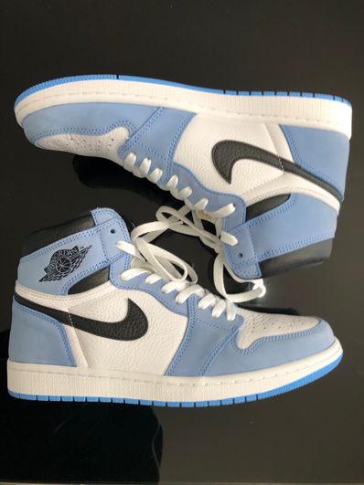 Nike Air Jordan 1 High OG "University Blue"