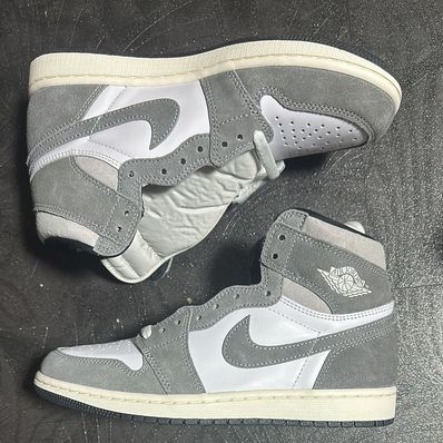 Nike Air Jordan 1 Retro High OG "Black and Smoke Grey"