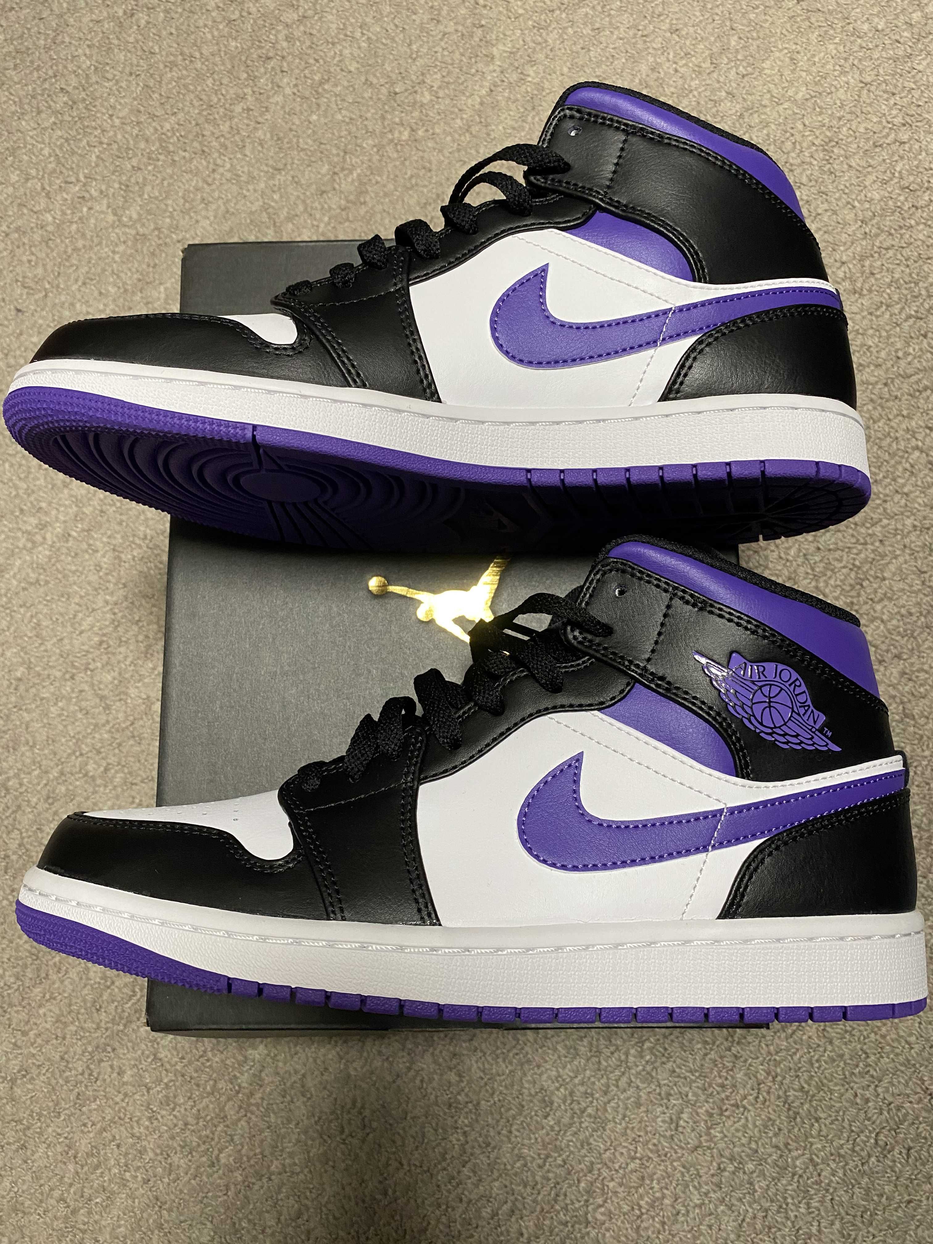 Nike Air Jordan 1 Mid "Black/Court Purple"