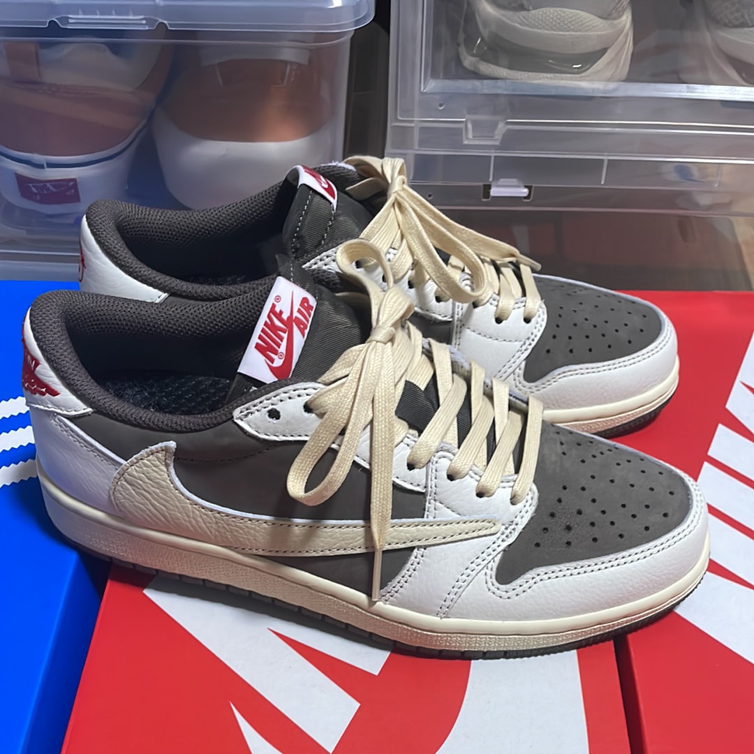 Travis Scott × Nike Air Jordan 1 Low OG SP "Reverse Mocha/Sail and Ridgerock"