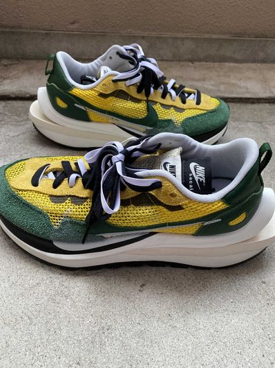 sacai × Nike Vapor Waffle "Tour Yellow/Stadium Green-Sail"