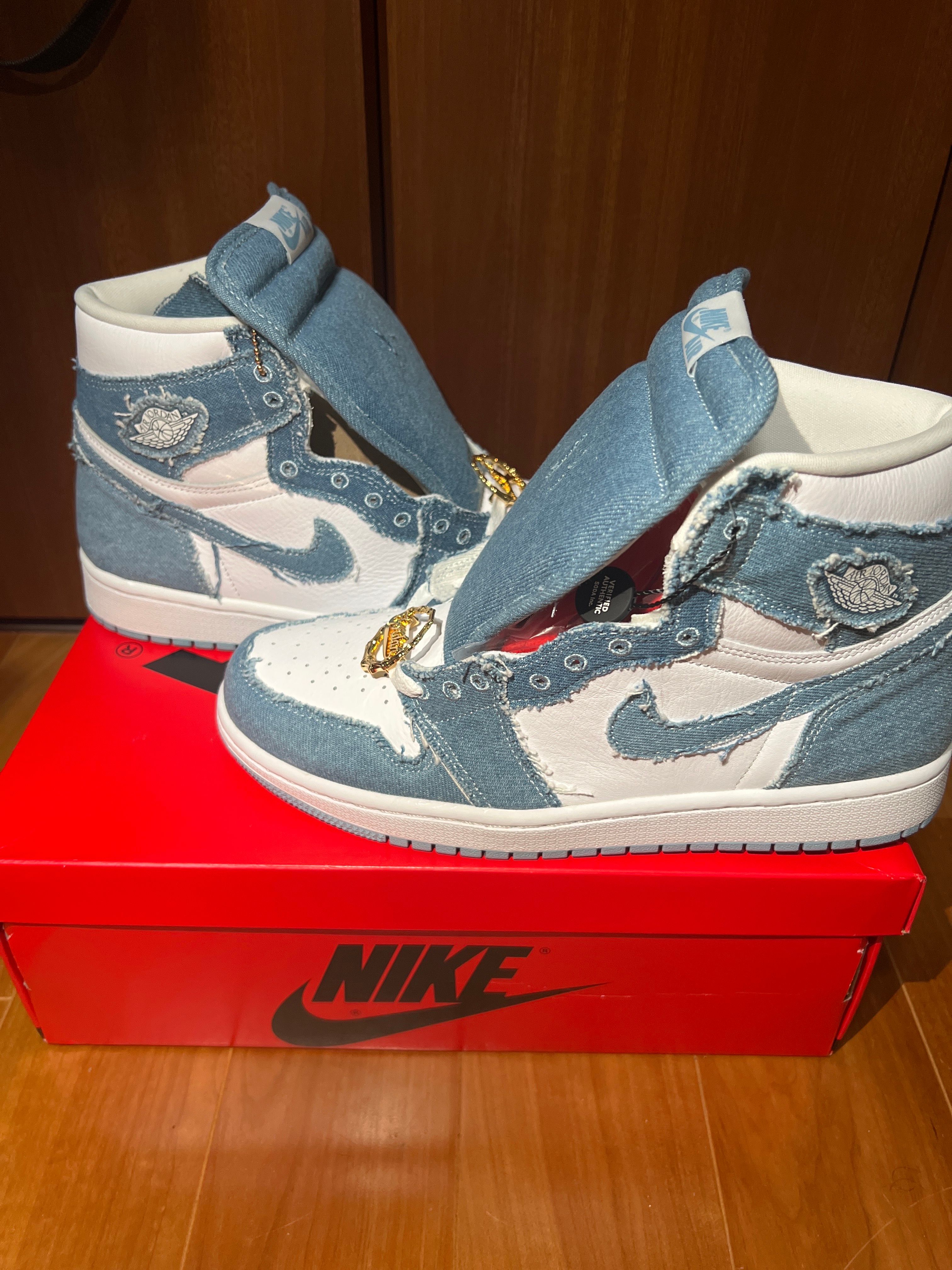 Nike Women's Air Jordan 1 High OG "Denim"
