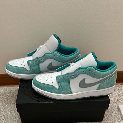 Nike Air Jordan 1 Low SE "New Emerald"
