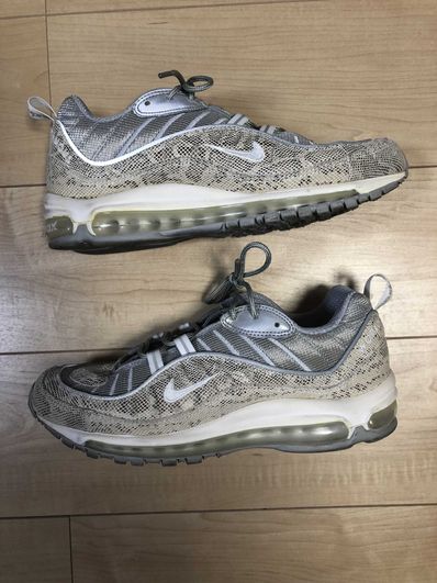 Air max sales 95 supreme snakeskin
