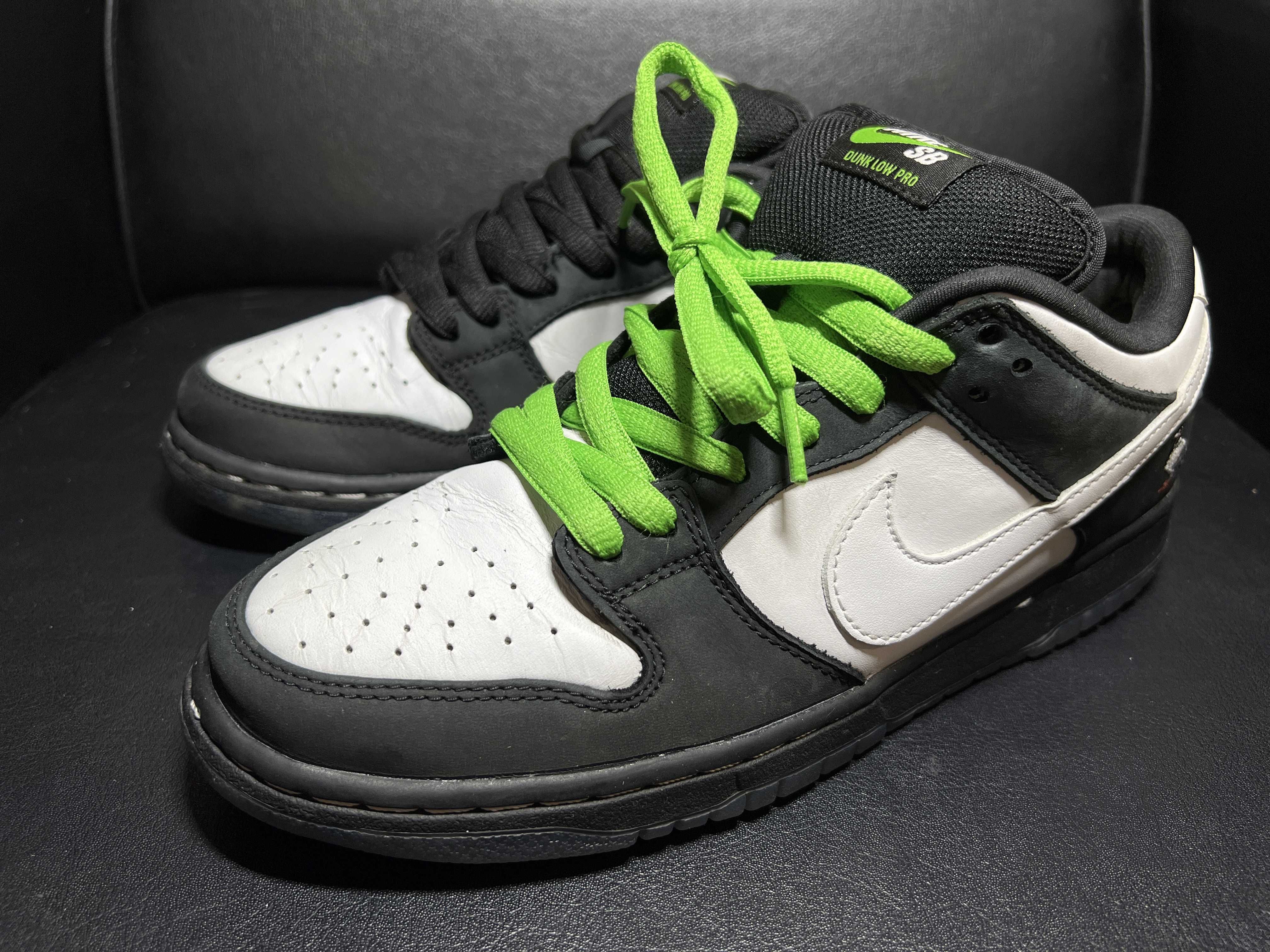 STAPLE × Nike SB Dunk Low "Pigeon Black/White"