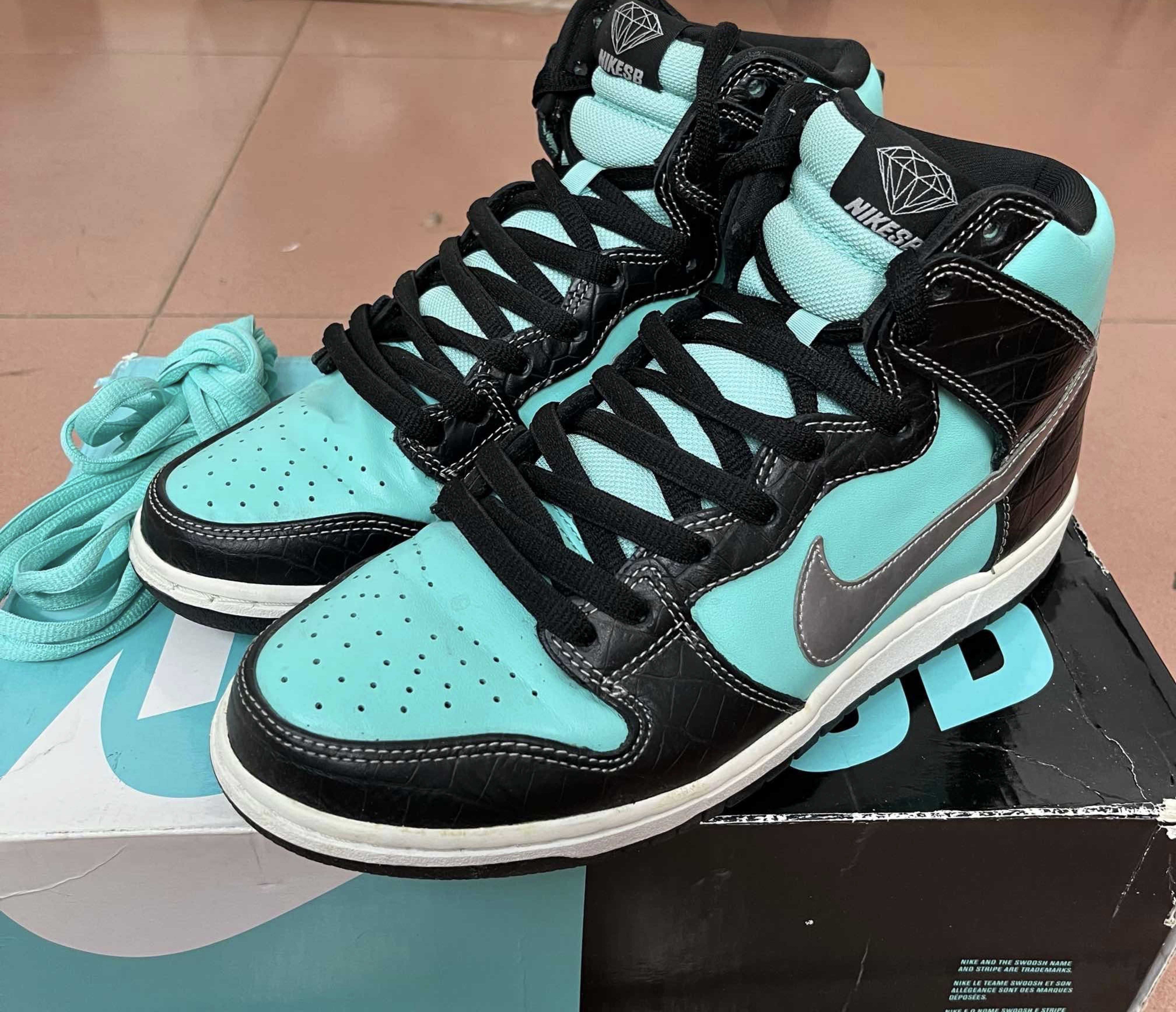 Diamond Supply × Nike SB Dunk High "Tiffany"