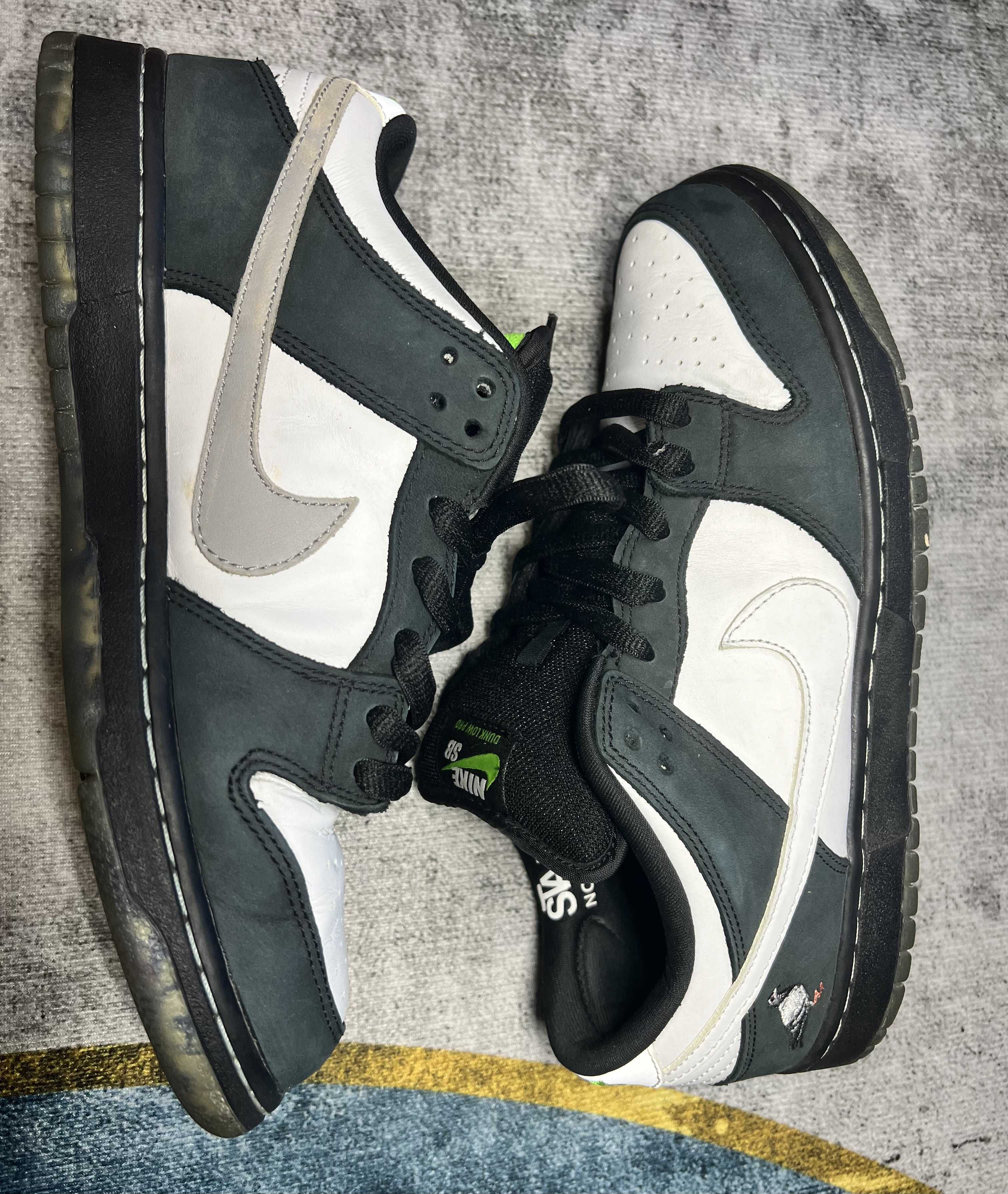 STAPLE × Nike SB Dunk Low "Pigeon Black/White"