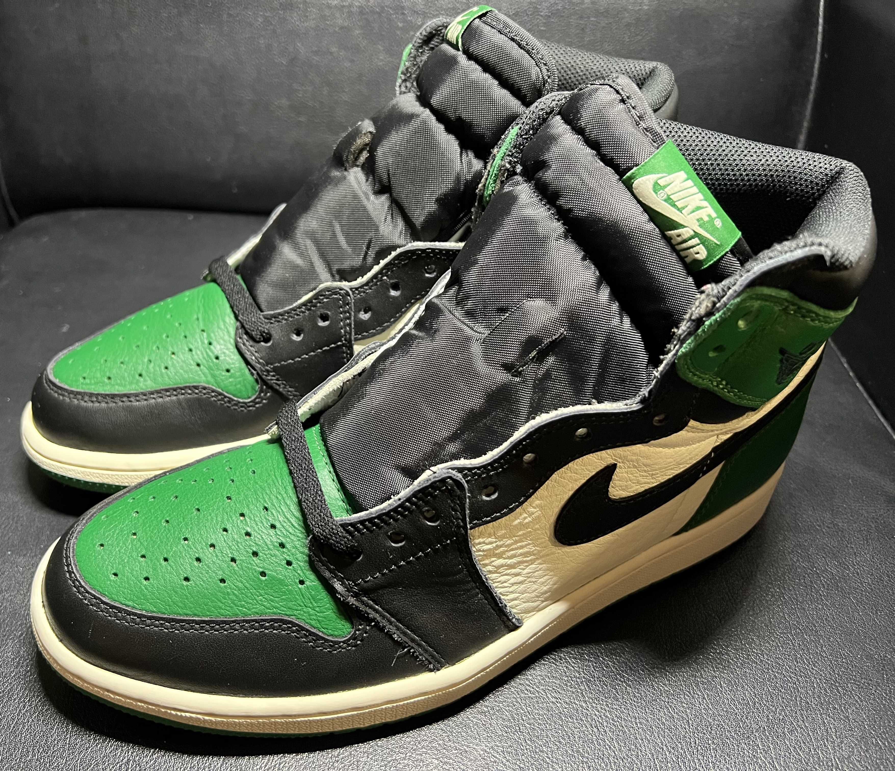 Nike Air Jordan 1 Retro High OG "Pine Green"(2018)
