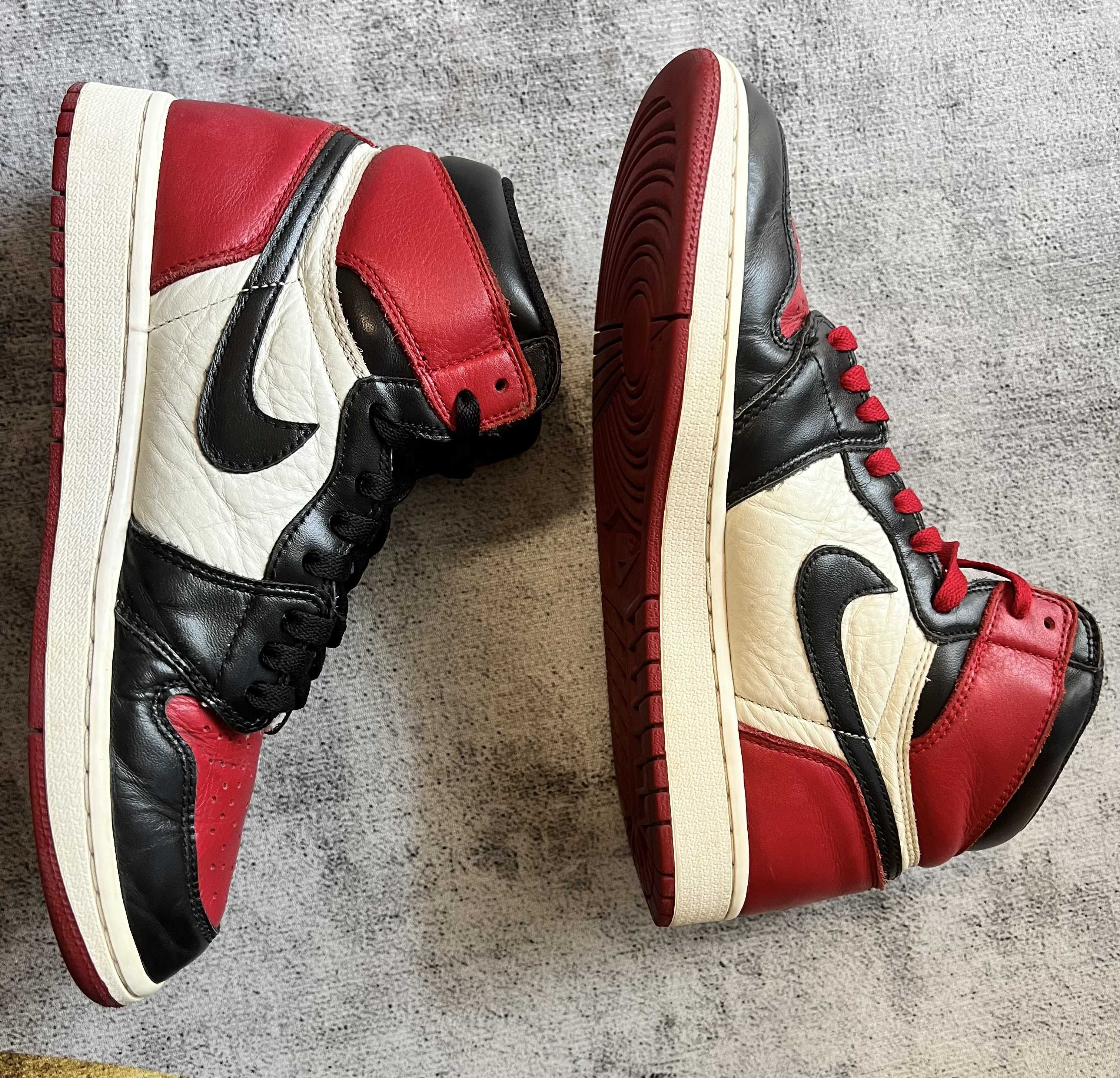 Nike Air Jordan 1 Retro High OG "Bred Toe"