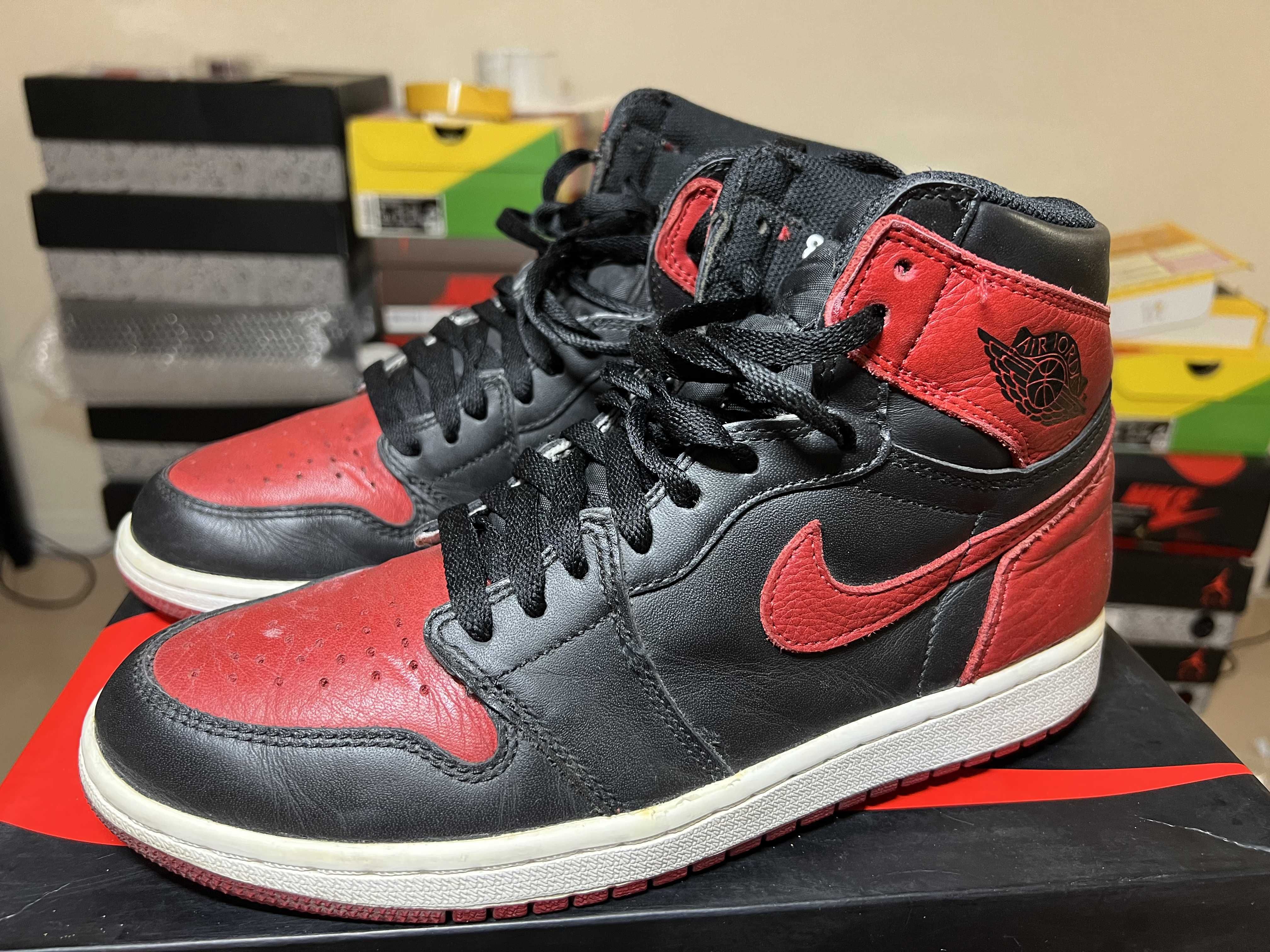 Nike Air Jordan 1 Retro High OG "Bred/Banned" (2016)