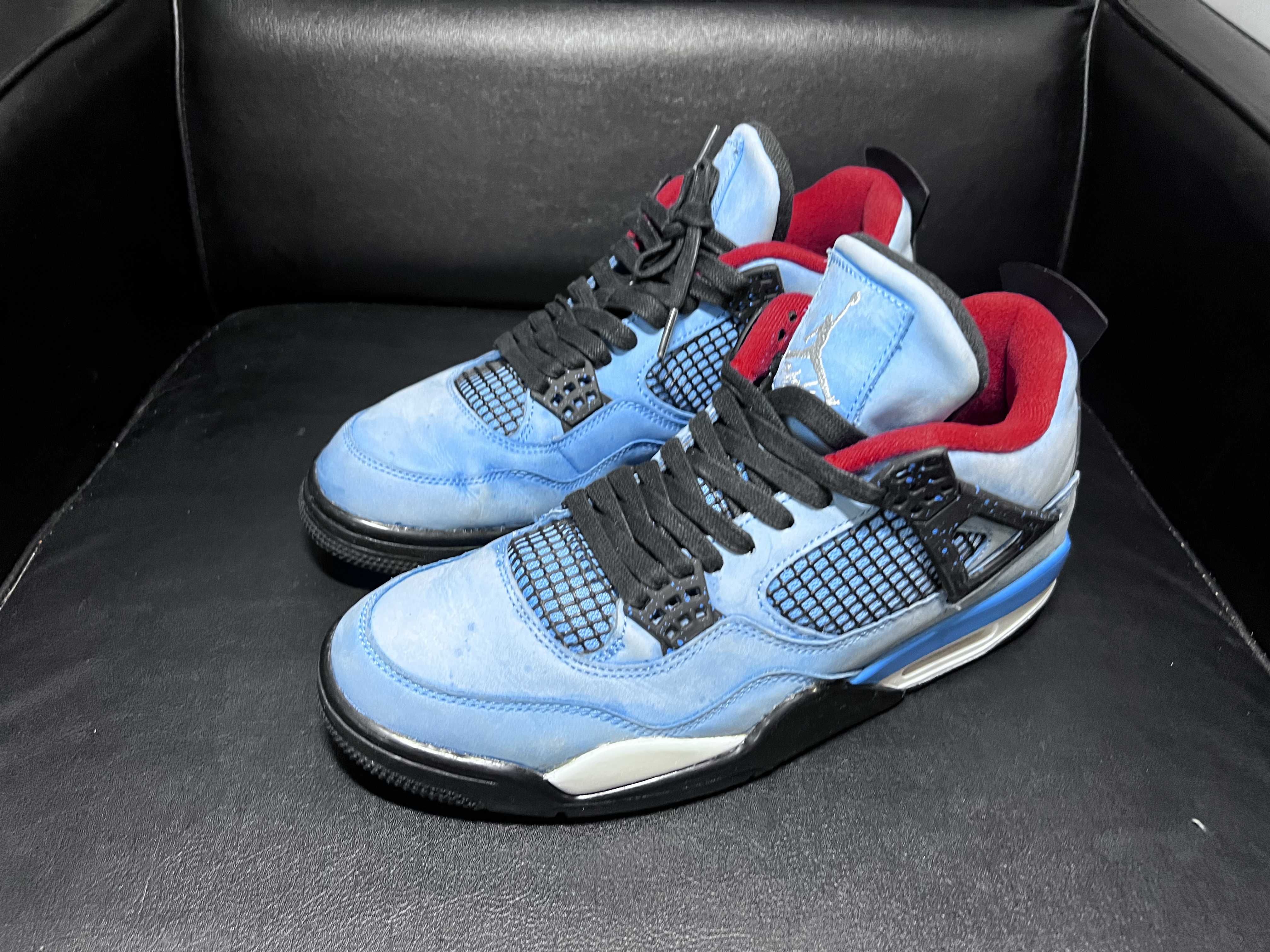 Travis Scott × Nike Air Jordan 4 Retro Cactus Jack "University Blue"