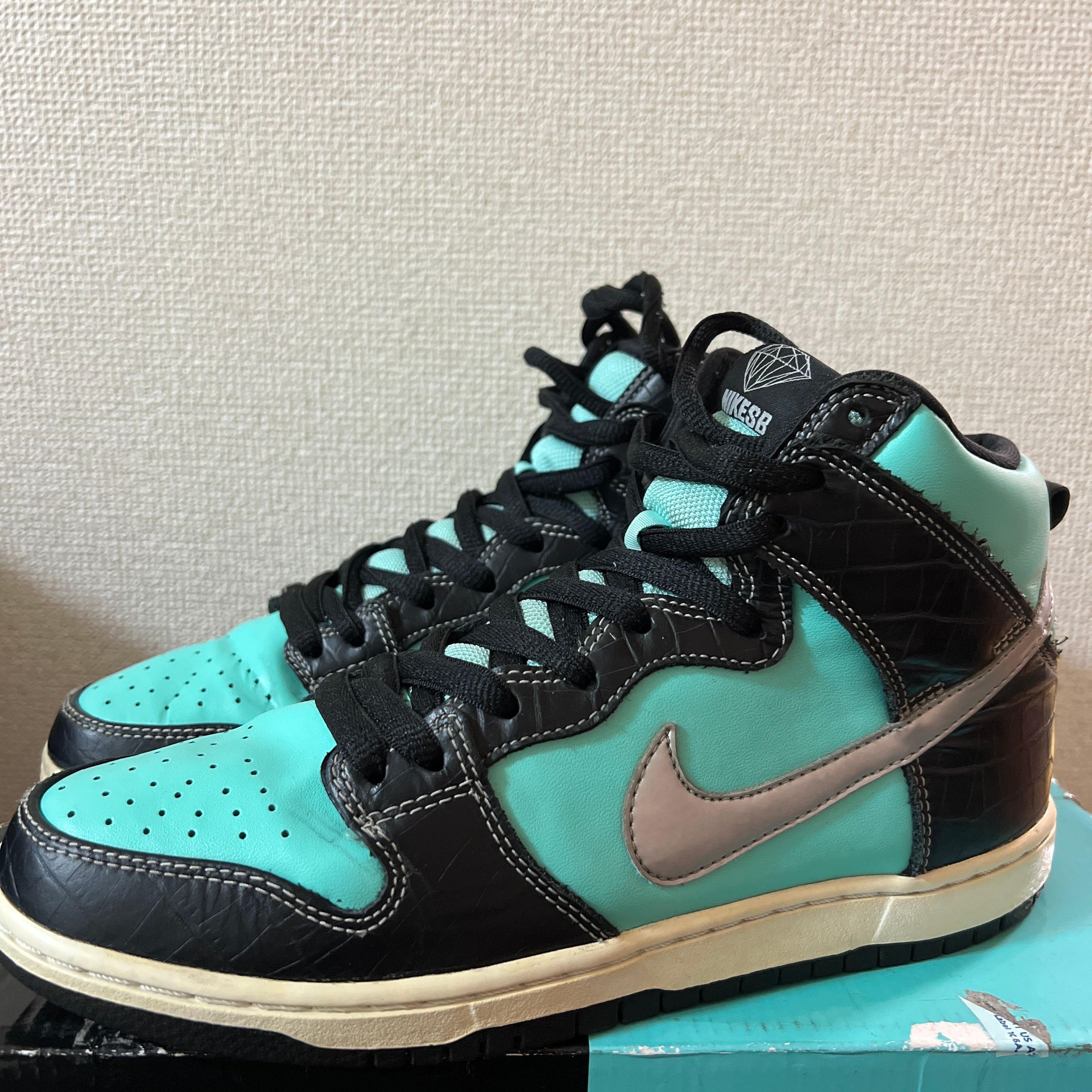 Diamond Supply × Nike SB Dunk High "Tiffany"