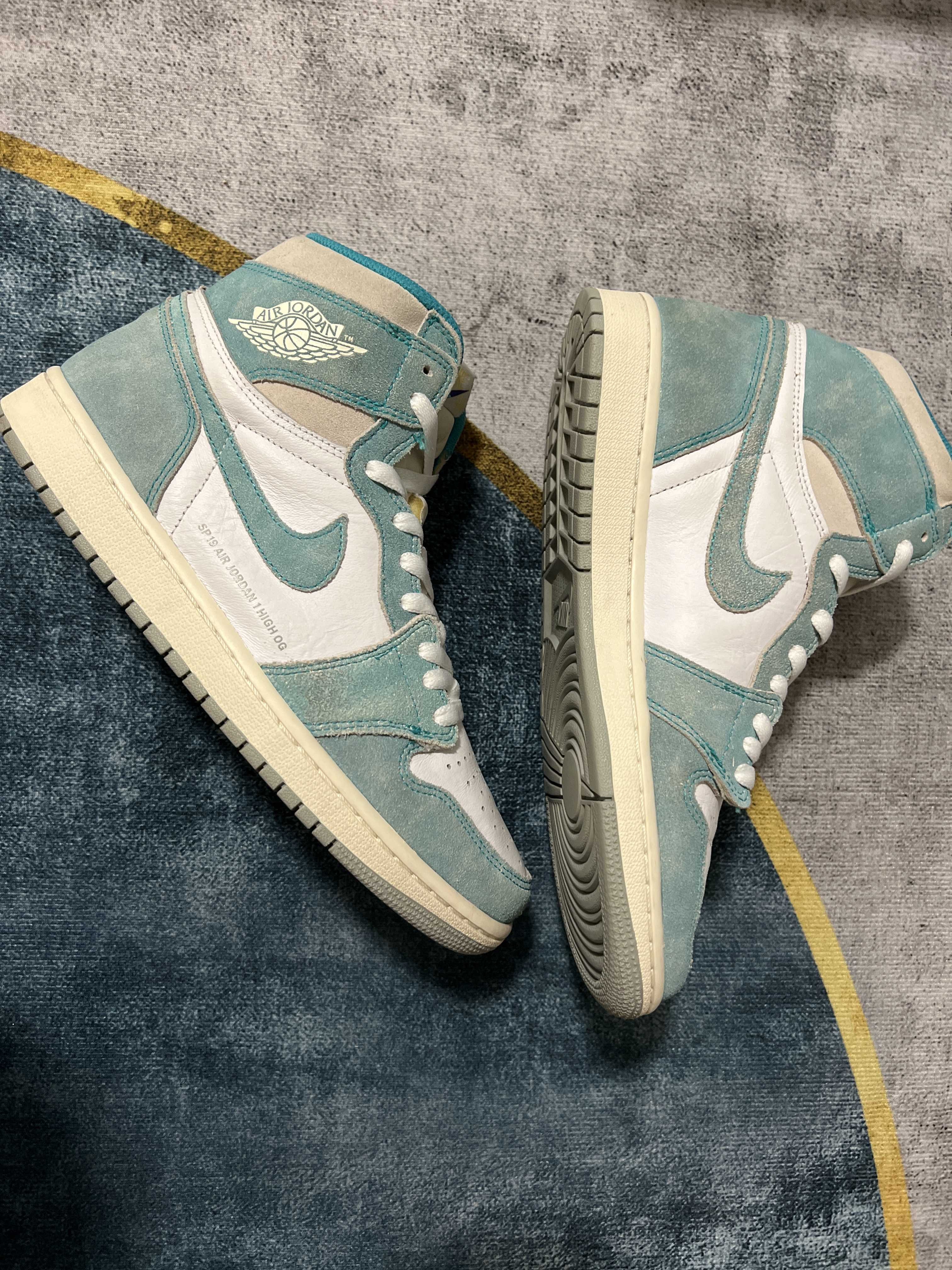 Nike Air Jordan 1 Retro High OG "Turbo Green"