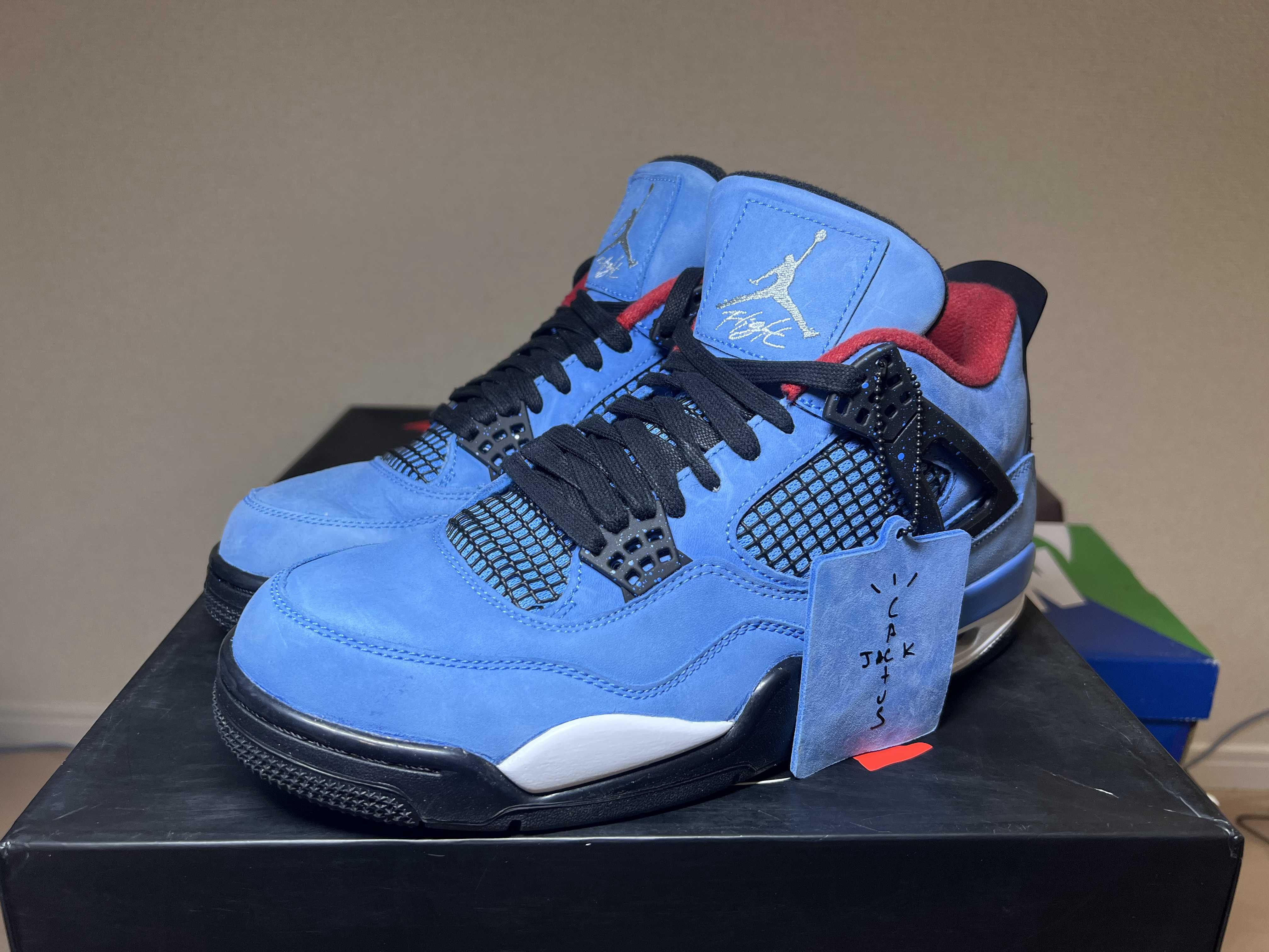 Travis Scott × Nike Air Jordan 4 Retro Cactus Jack "University Blue"